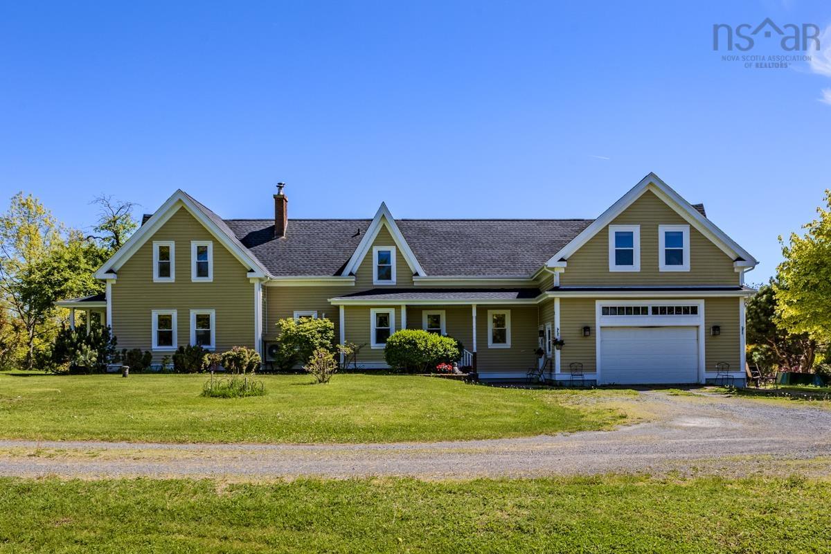 $775,000.00: 161 HIGHWAY 311 Loop, Balfron