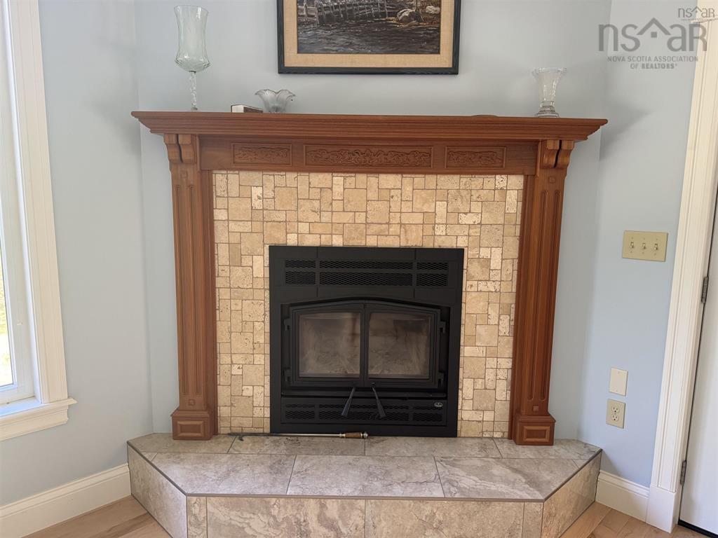 $674,900.00: 590 Gilberts Lane, Maplewood