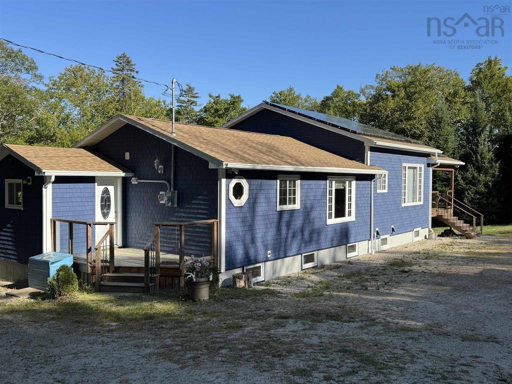 $674,900.00: 590 Gilberts Lane, Maplewood