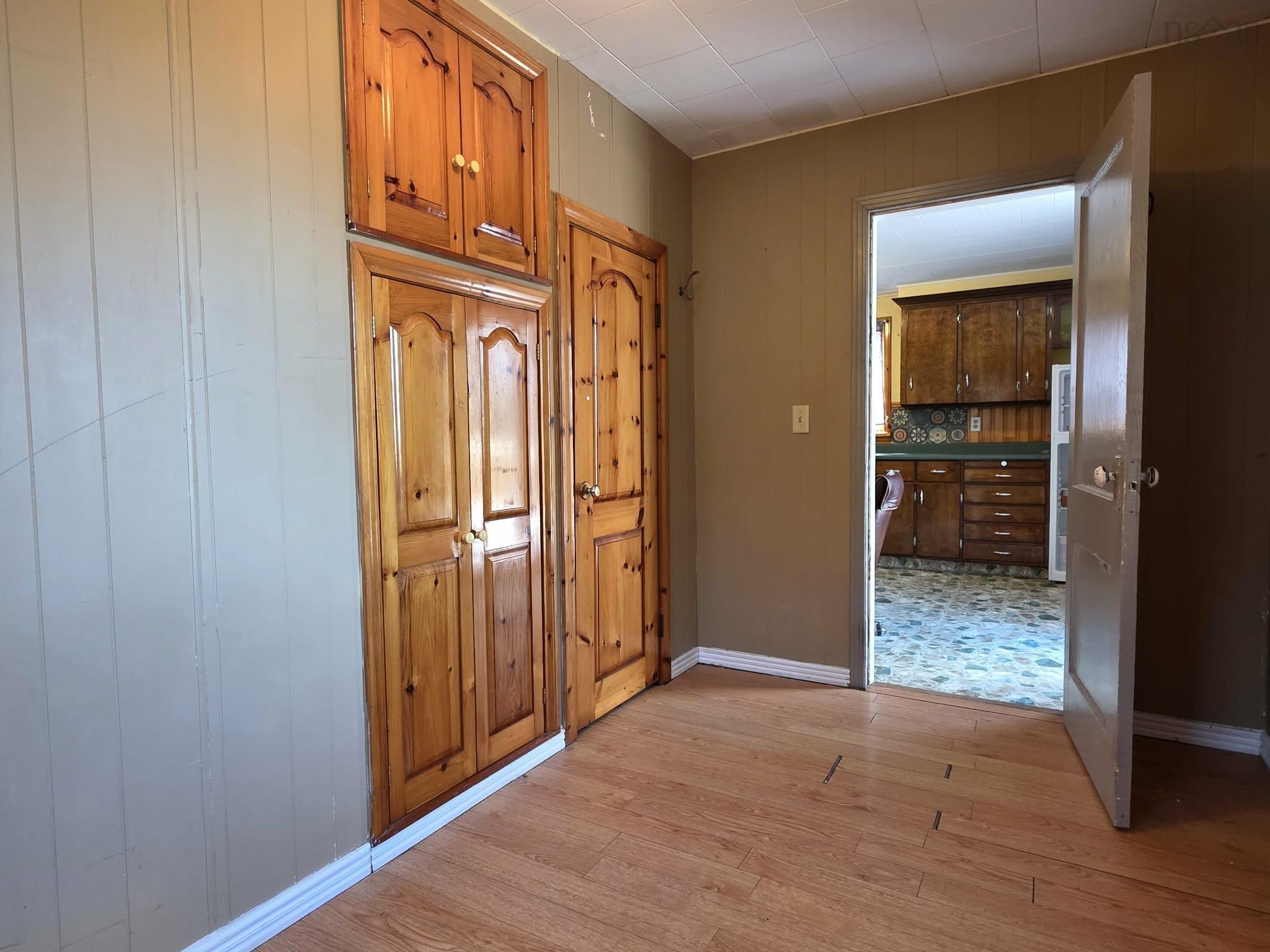 $184,900.00: 15013 6 Highway, Wallace Ridge