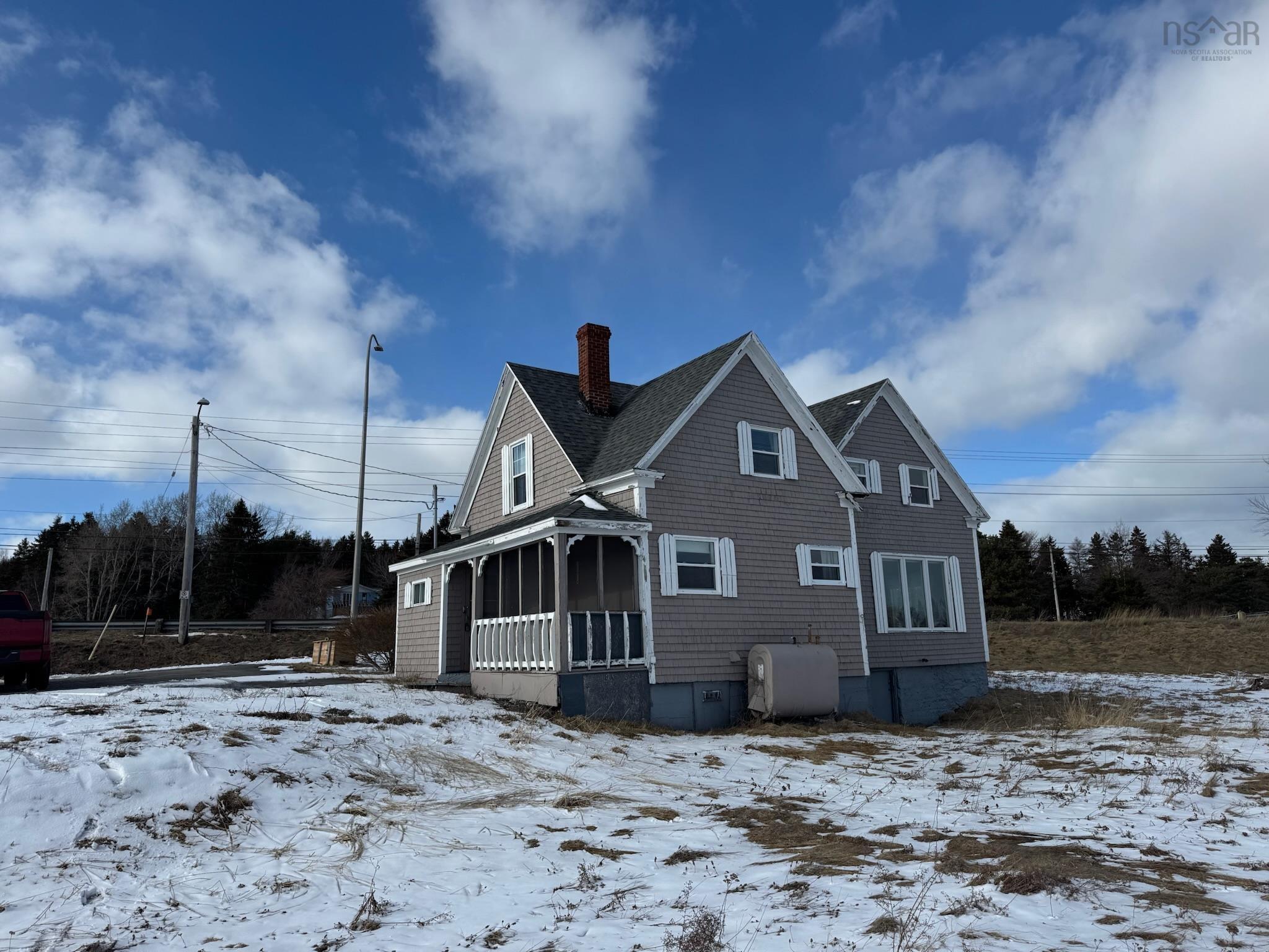 $175,000.00: 1 Hillside Boularderie Road, Groves Point