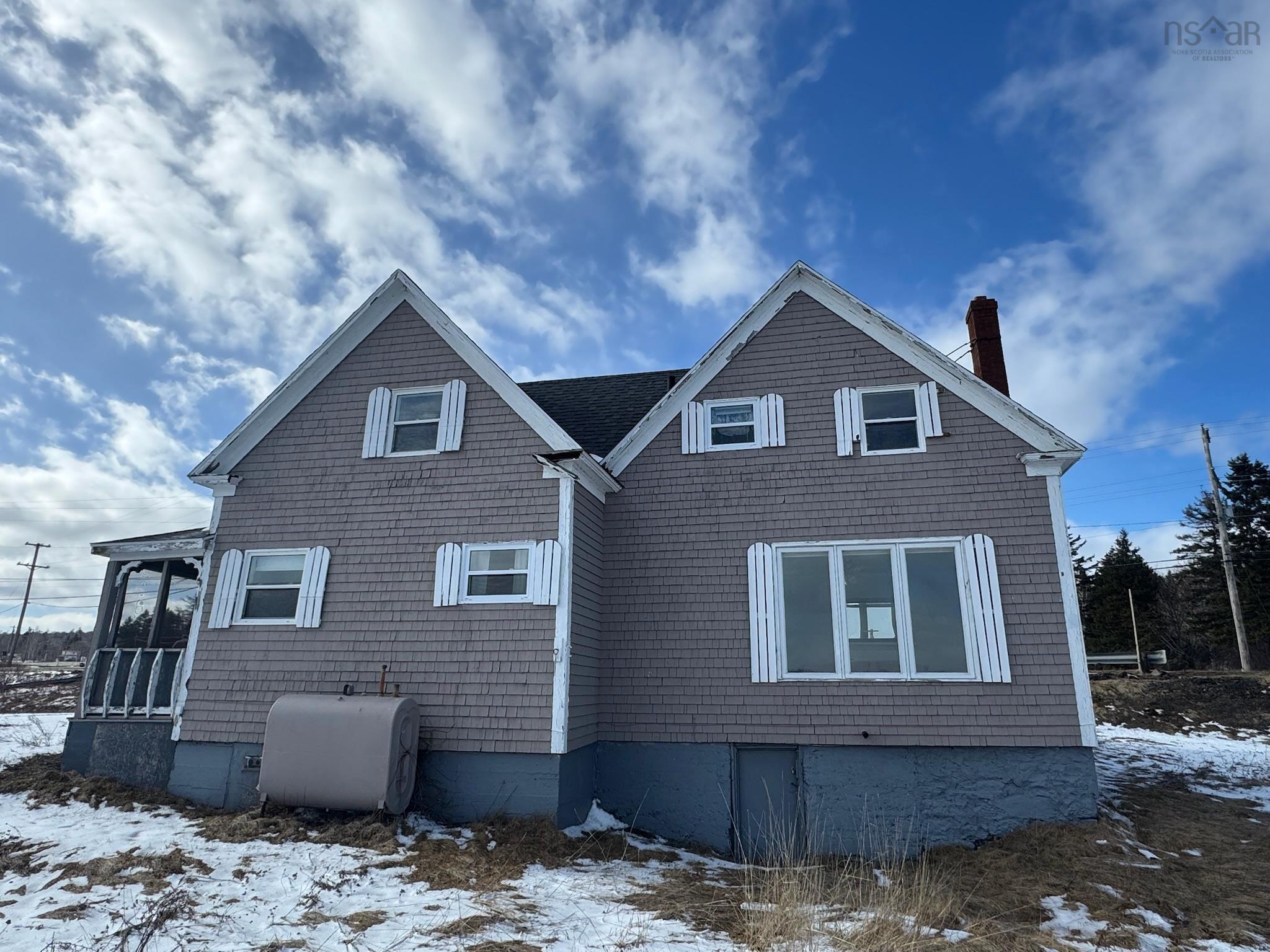 $175,000.00: 1 Hillside Boularderie Road, Groves Point