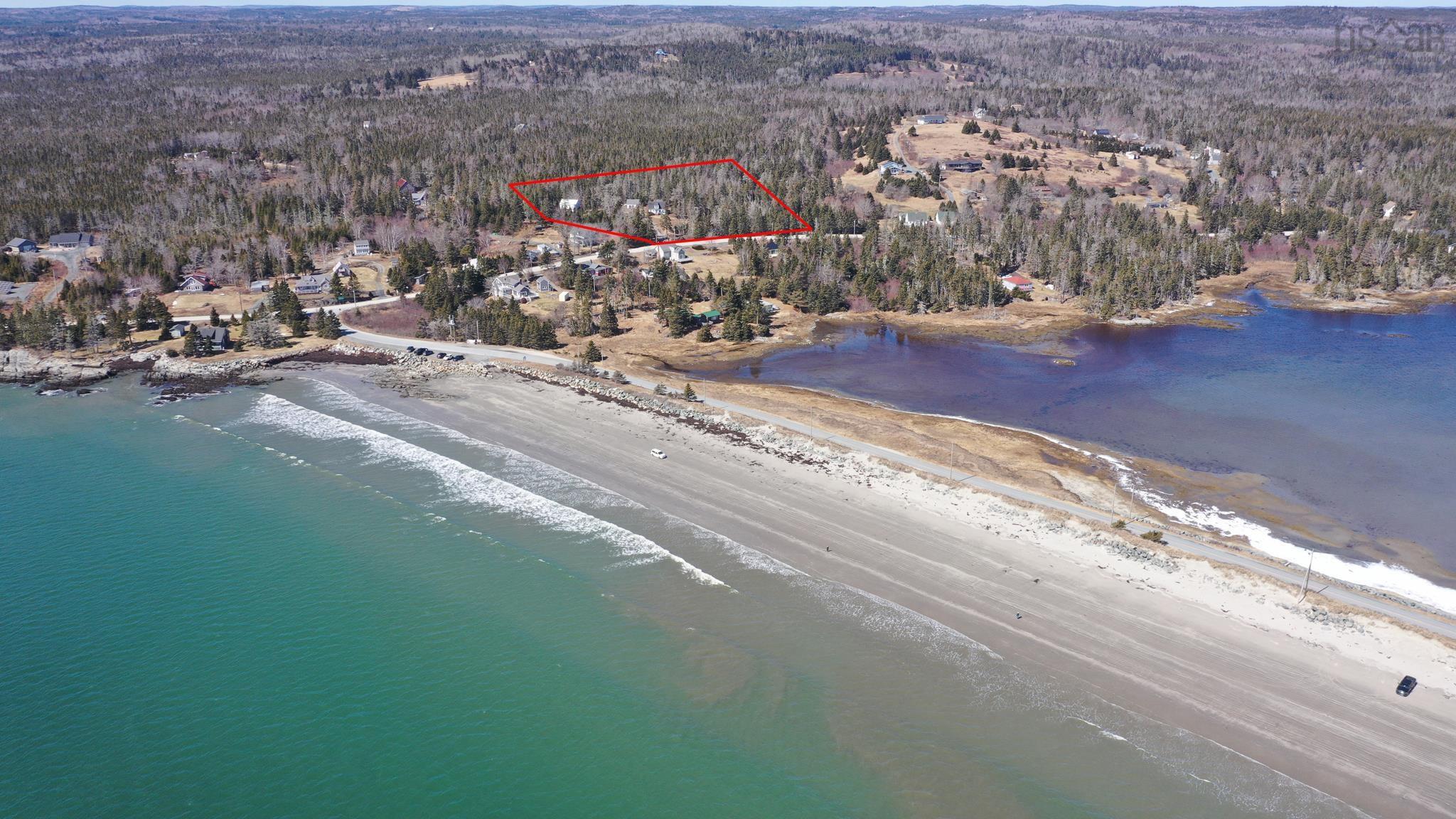 $739,999.00: 5168 Highway 331, Crescent Beach