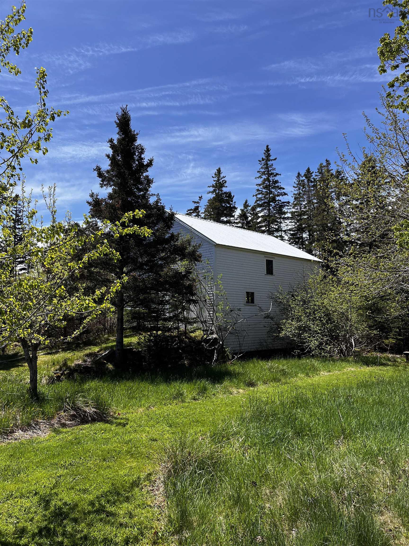 $739,999.00: 5168 Highway 331, Crescent Beach