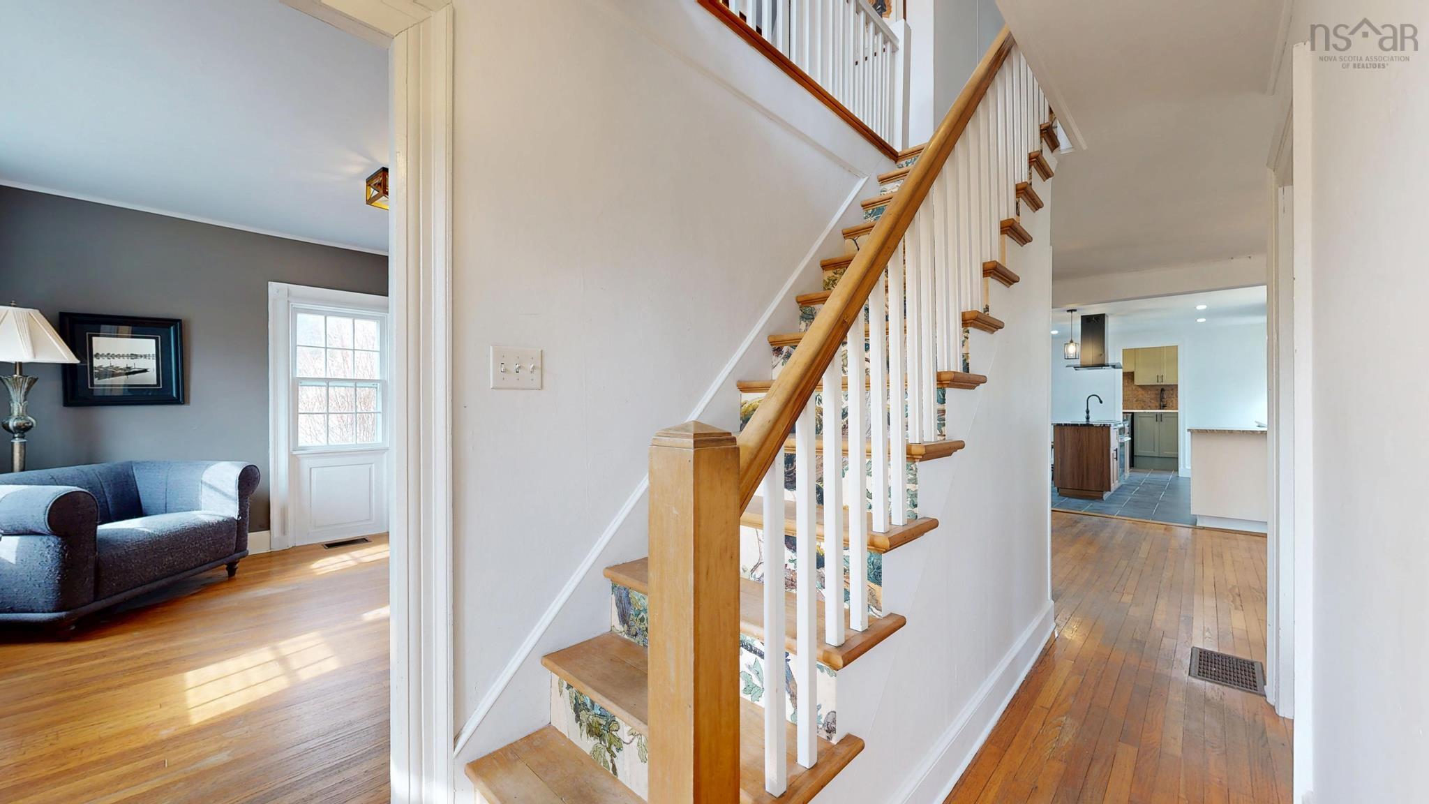 $739,999.00: 5168 Highway 331, Crescent Beach