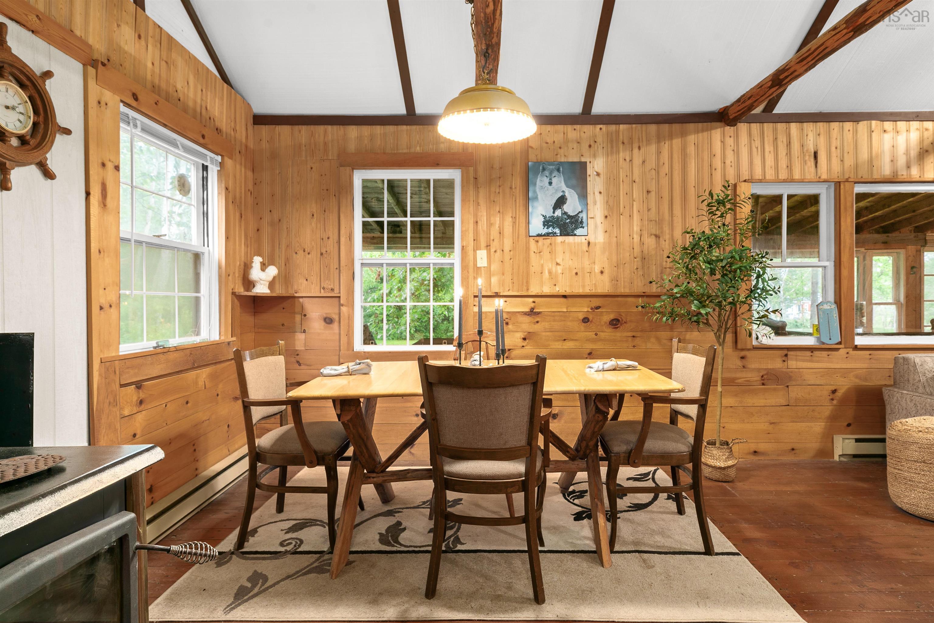 $275,000.00: 123 Fieldwood Lane, Brule Shore
