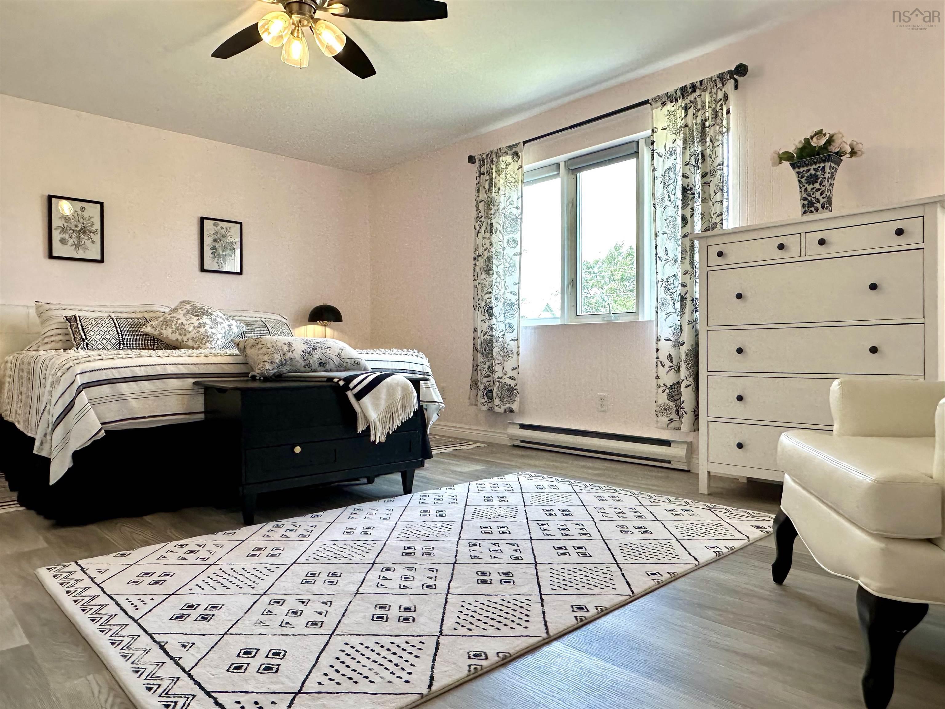 $459,900.00: 379 York Street, Glace Bay