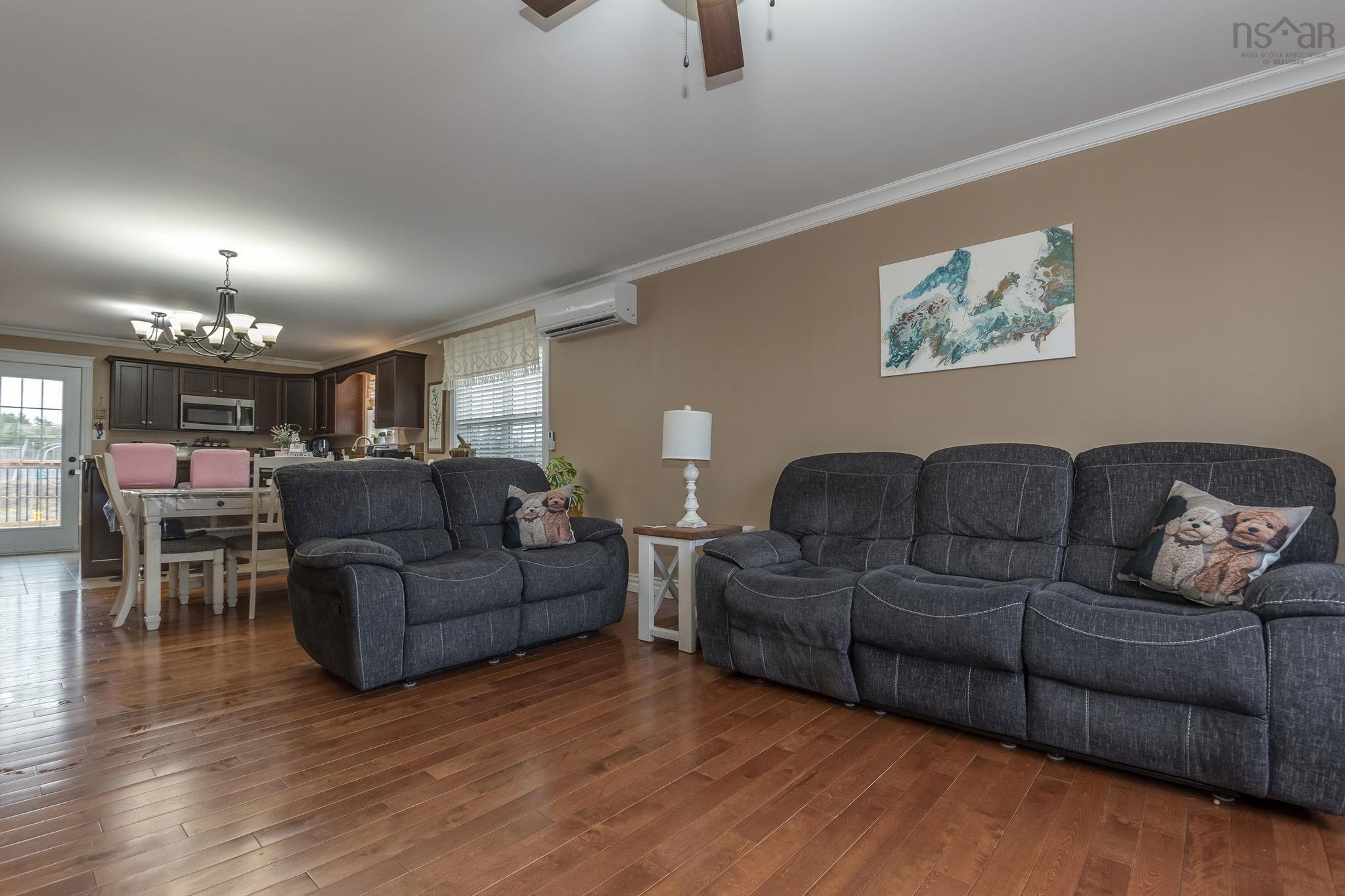 $545,000.00: 68 Terra Nova Drive, Greenwood