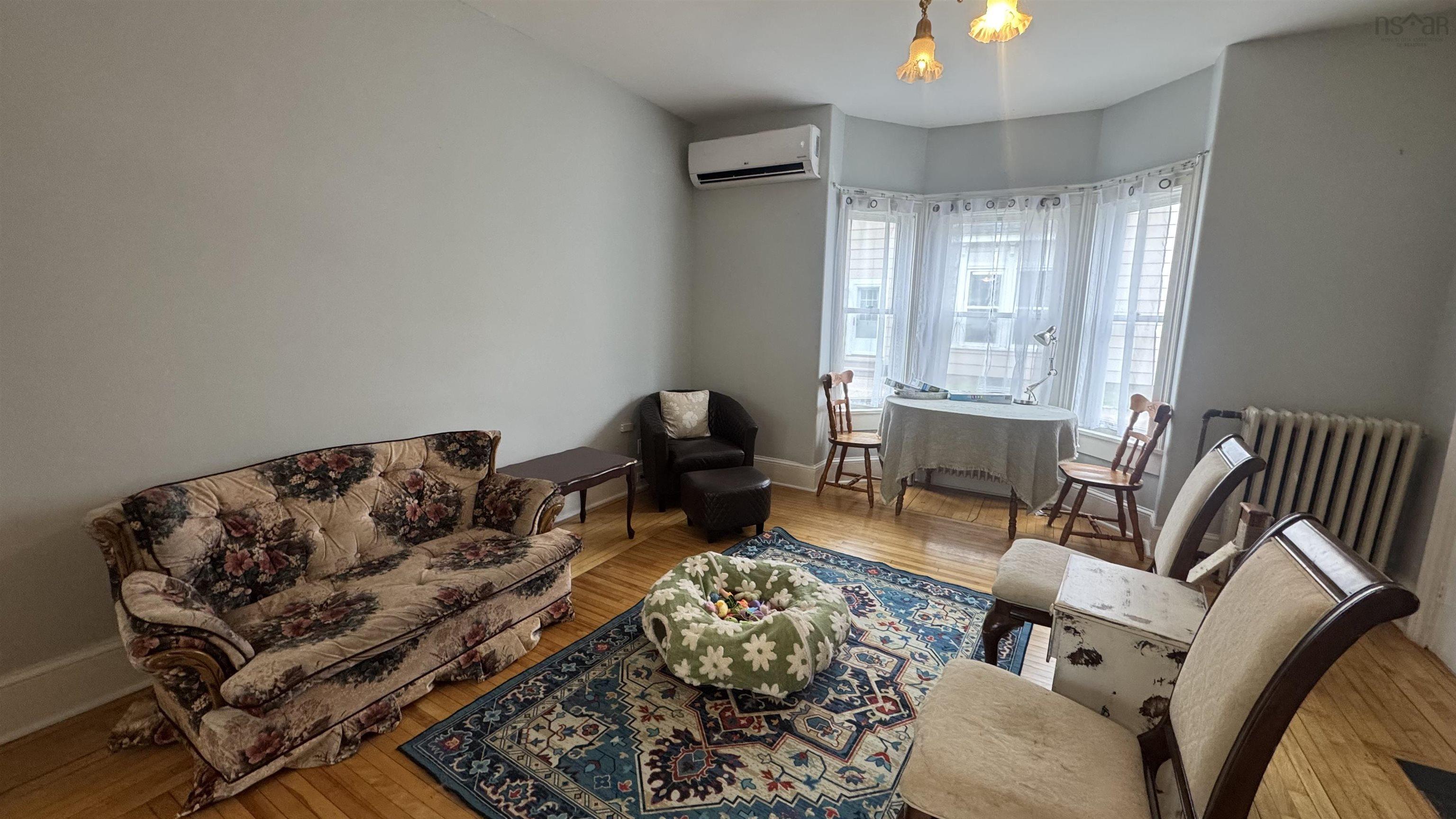$550,000.00: 43 DUKE Street, Truro
