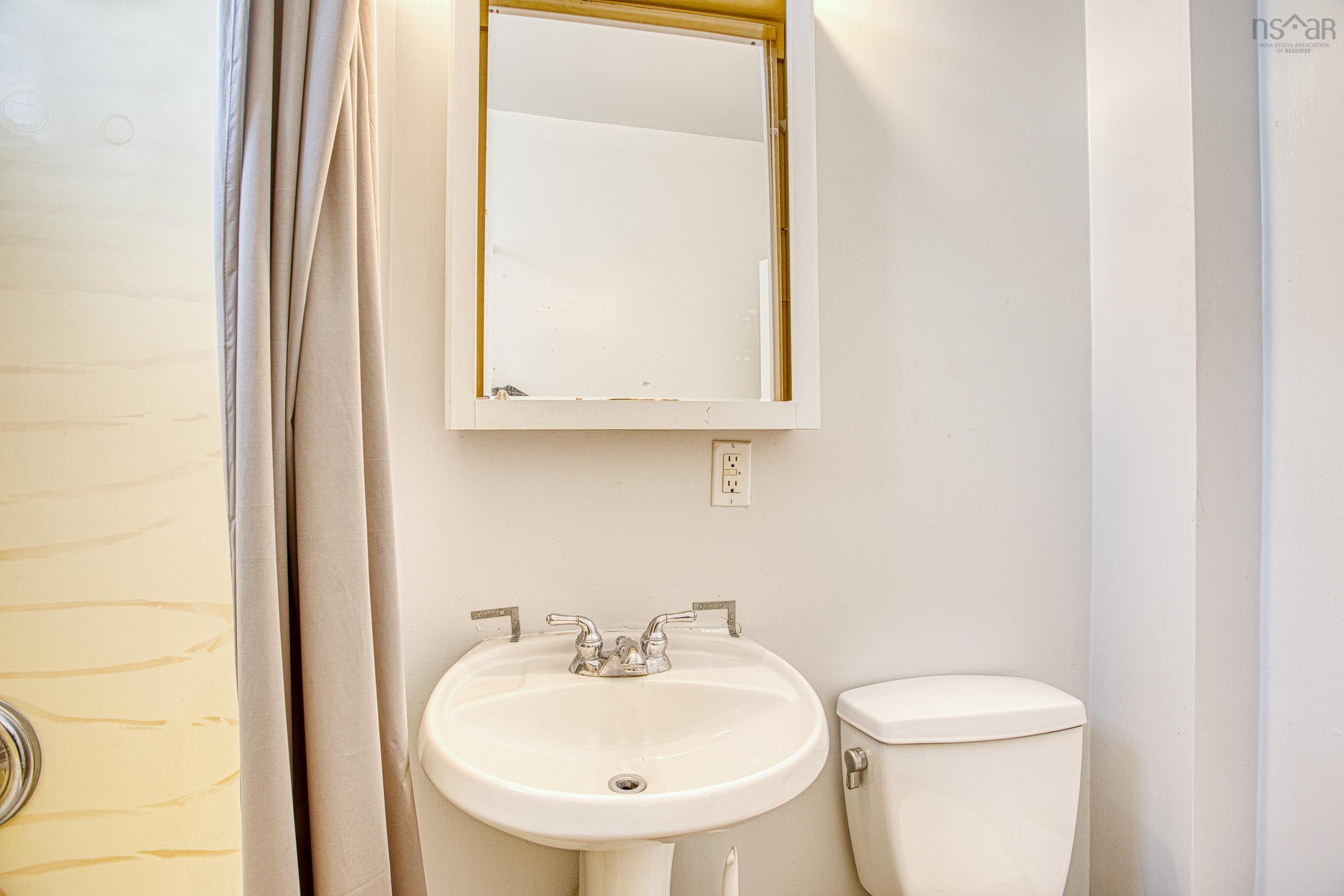 6983 Chebucto Road, Halifax, NS (MLS 202606102)