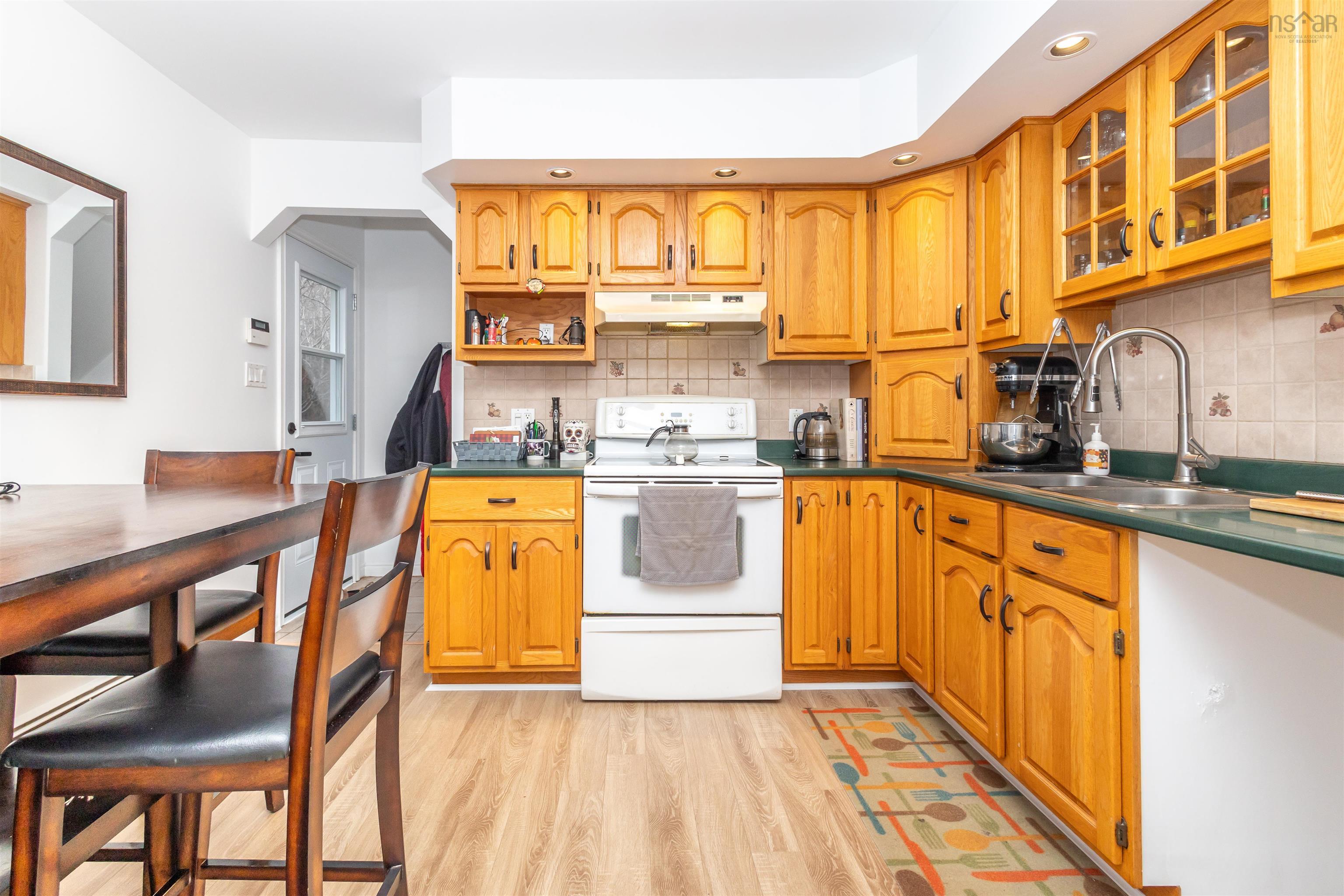 $299,000.00: 3381 Long Island Road, Long Island
