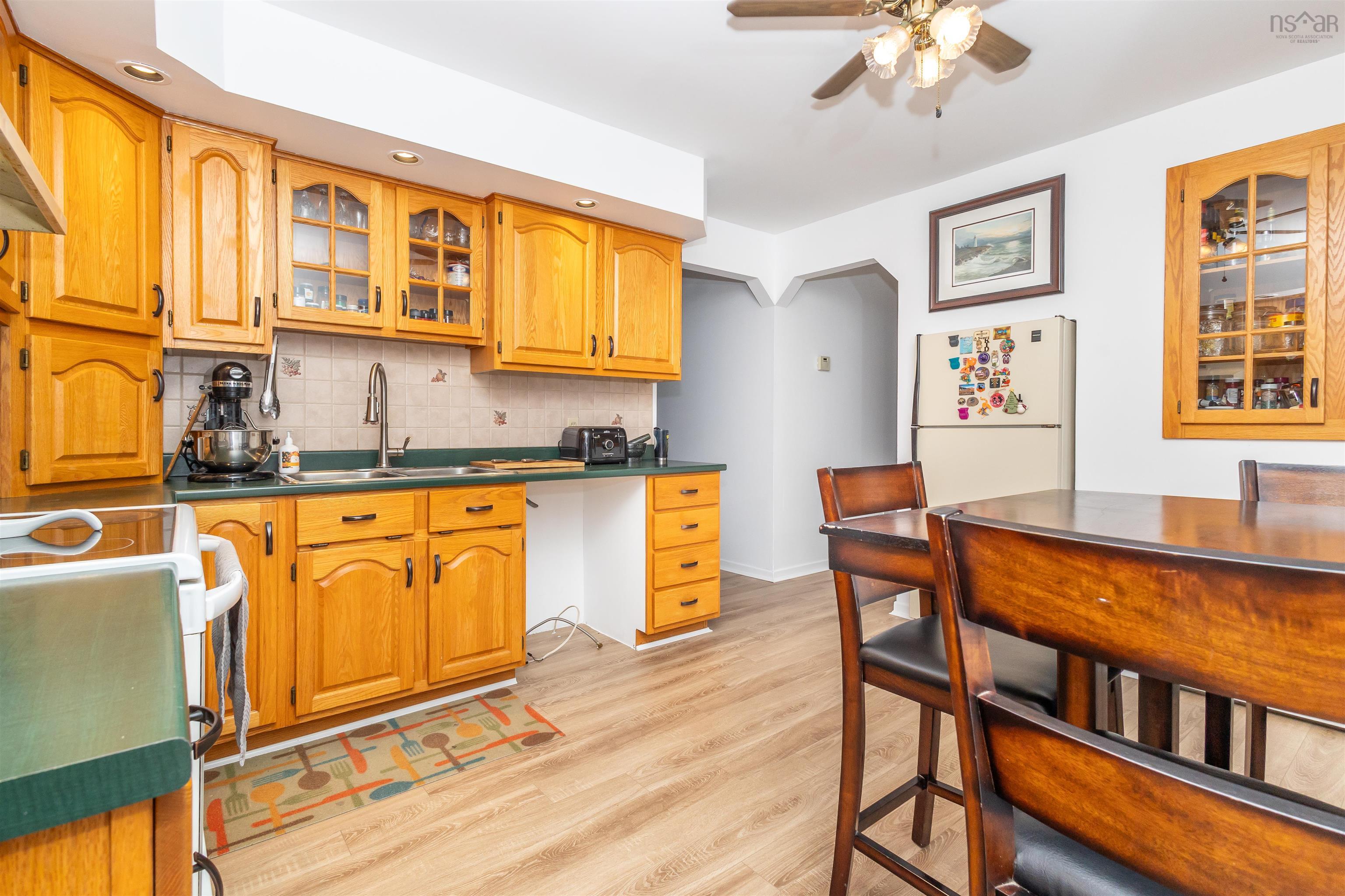 $299,000.00: 3381 Long Island Road, Long Island