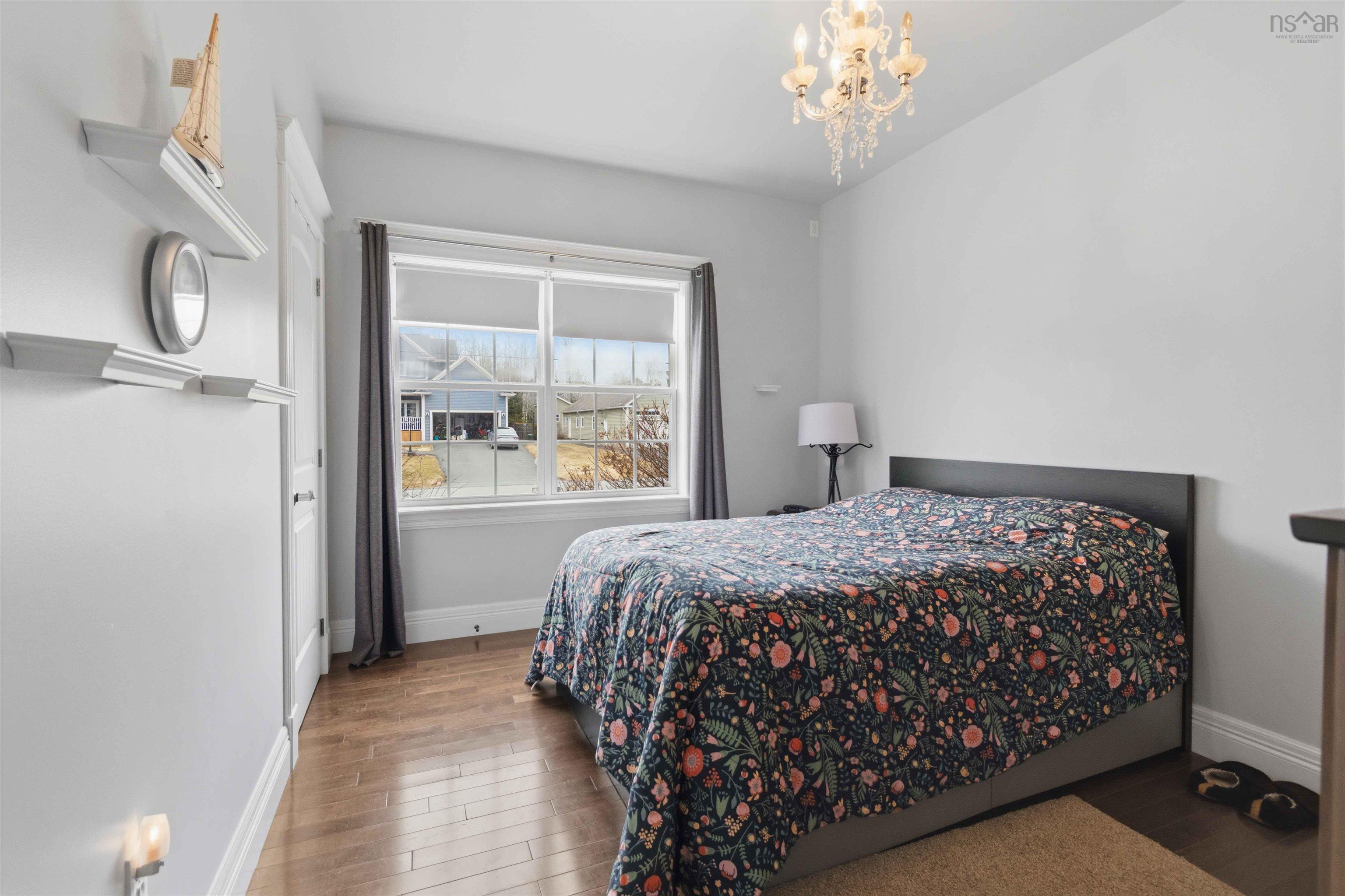 $605,000.00: 4 Carriage Lane, Enfield
