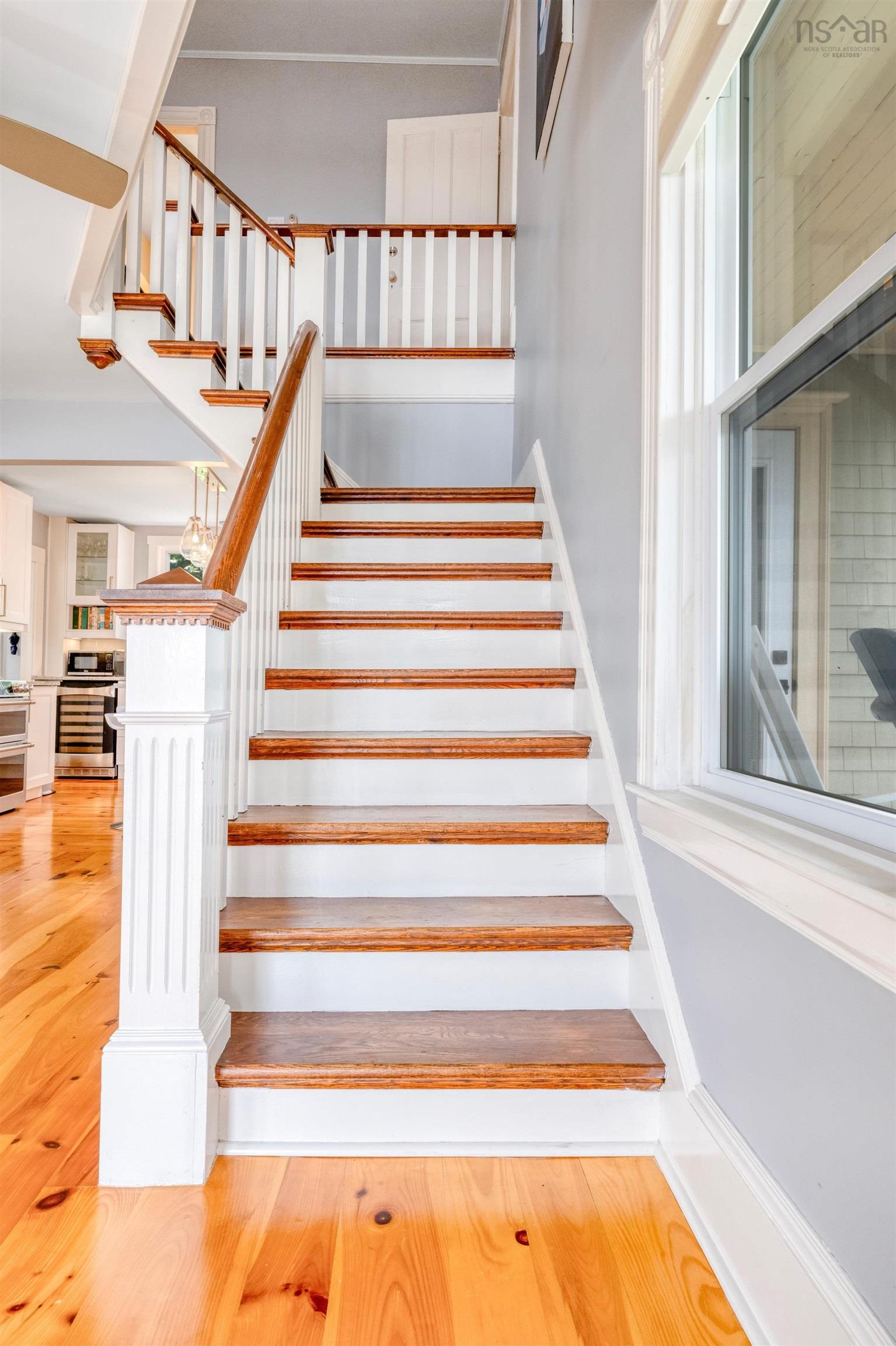 $849,000.00: 958 Main Street, Mahone Bay