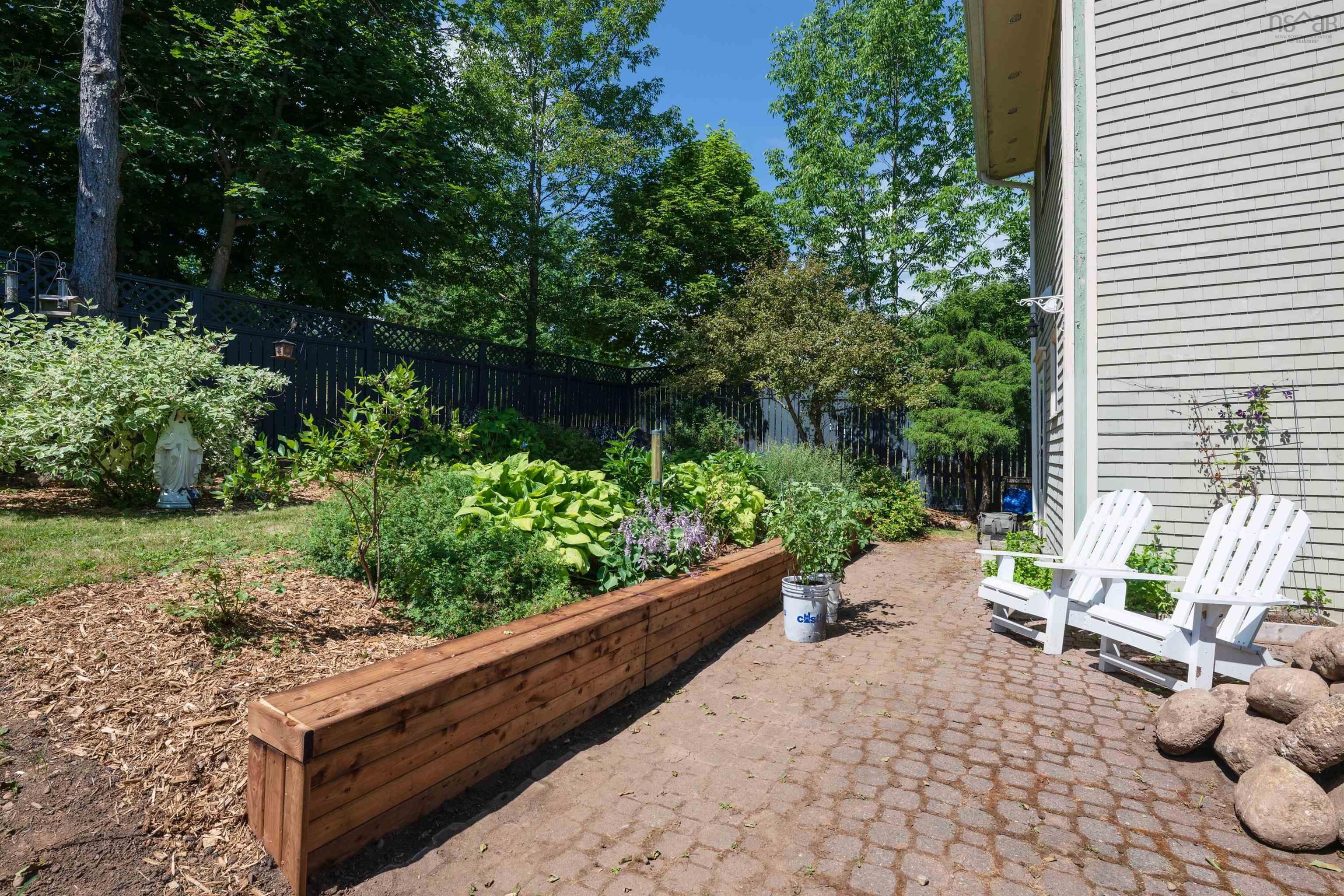 $849,000.00: 958 Main Street, Mahone Bay