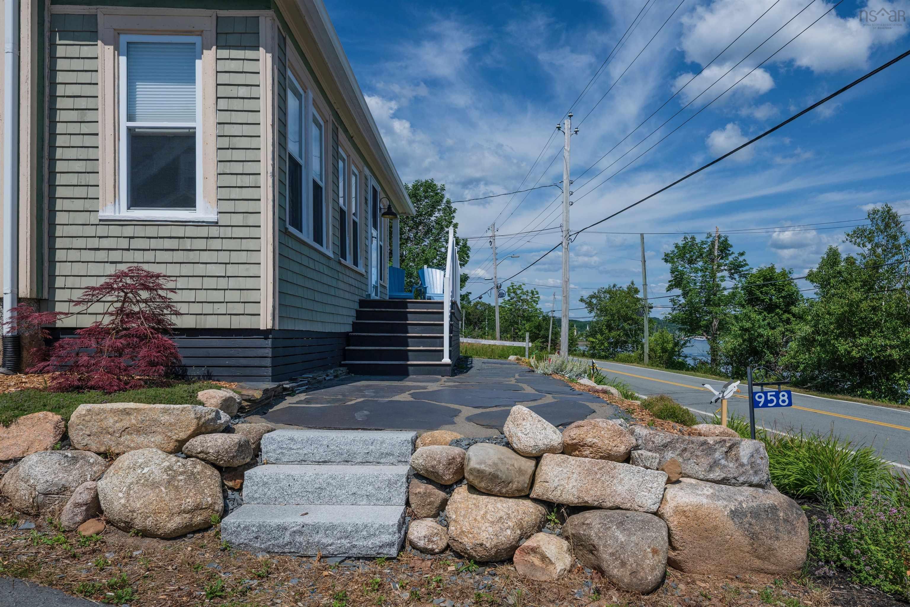 $849,000.00: 958 Main Street, Mahone Bay