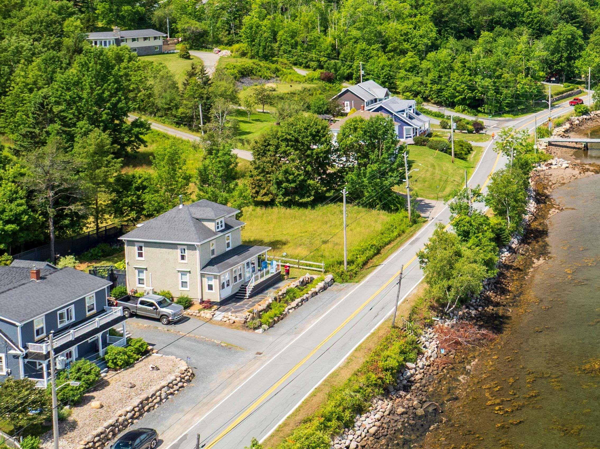 $849,000.00: 958 Main Street, Mahone Bay