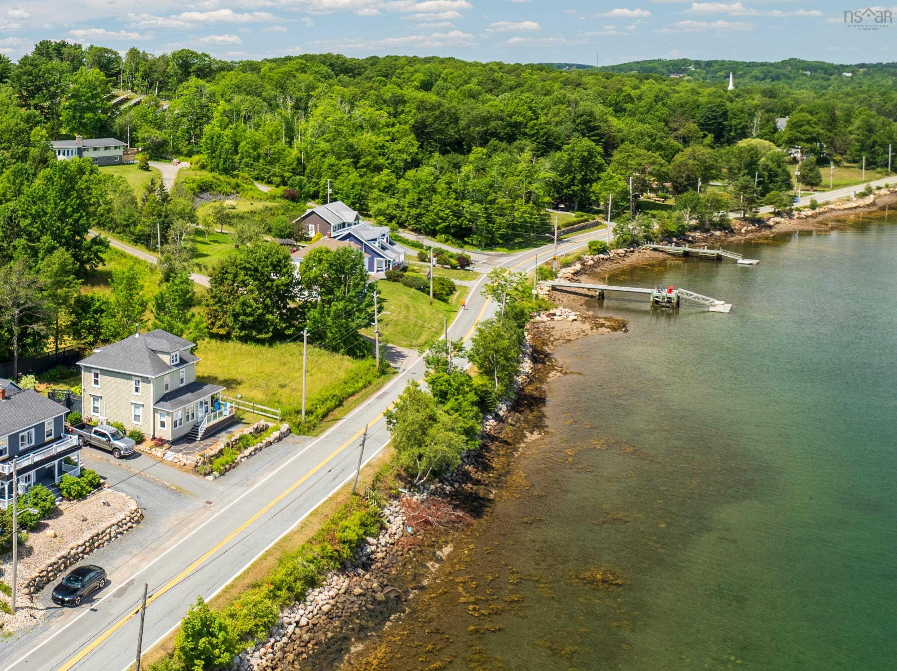 $849,000.00: 958 Main Street, Mahone Bay