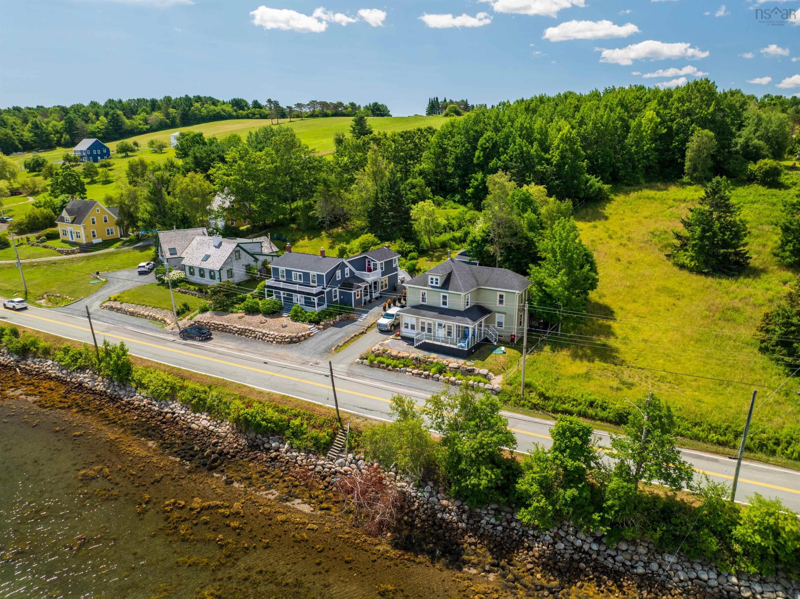 $849,000.00: 958 Main Street, Mahone Bay