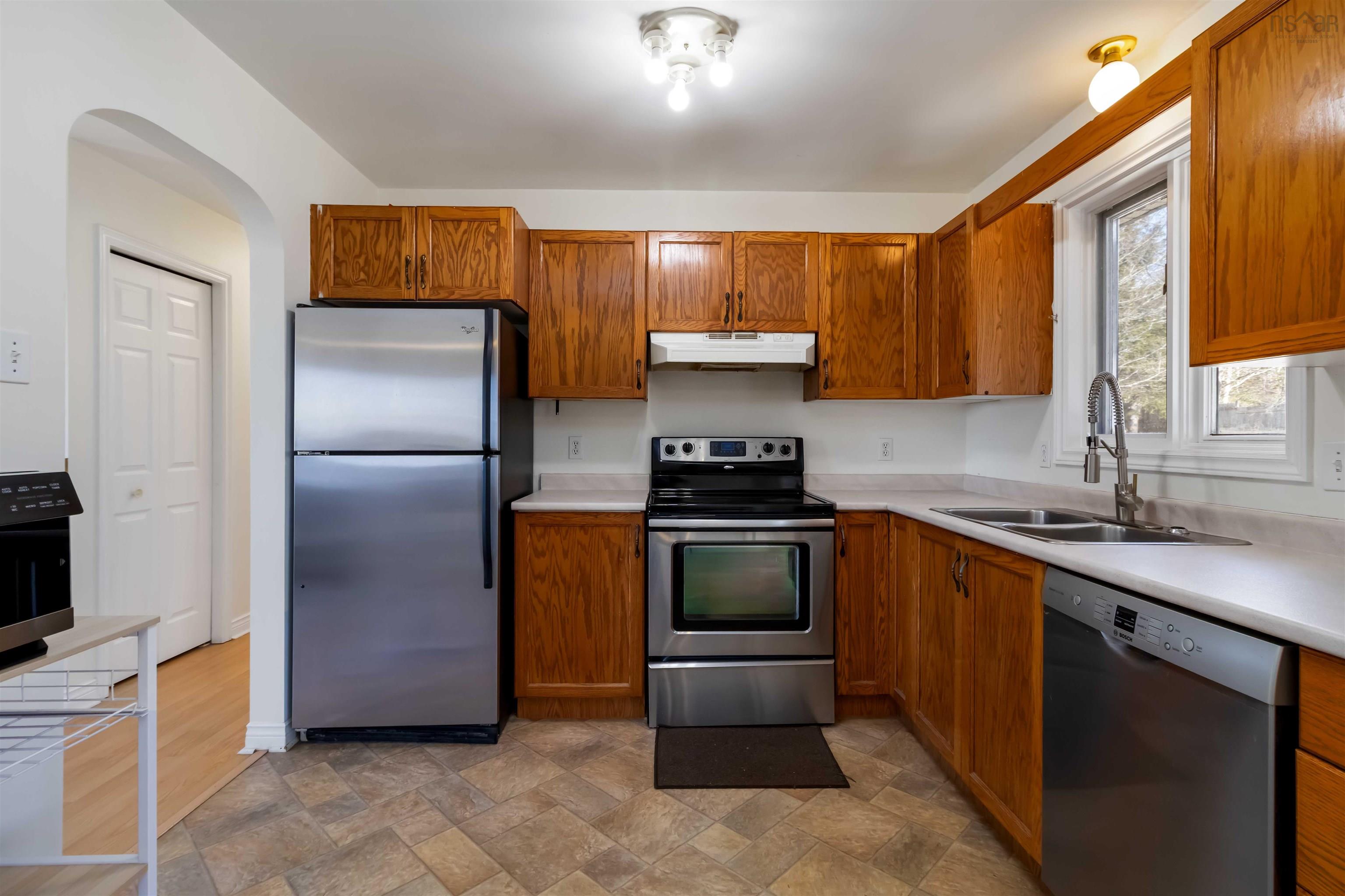 606 Caldwell Road, Cole Harbour, NS (MLS 202606118)