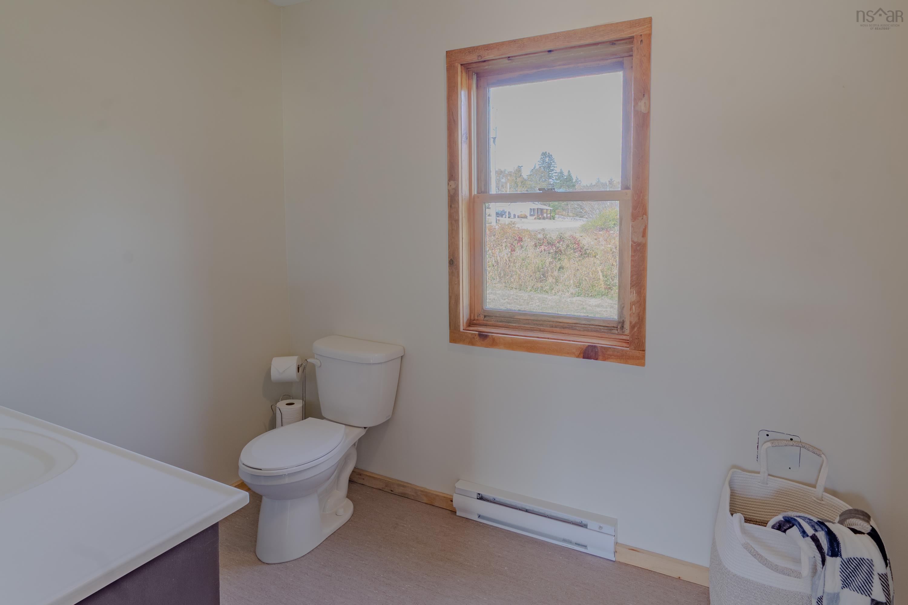$218,700.00: 371 Chemin Des Ben, Sluice Point