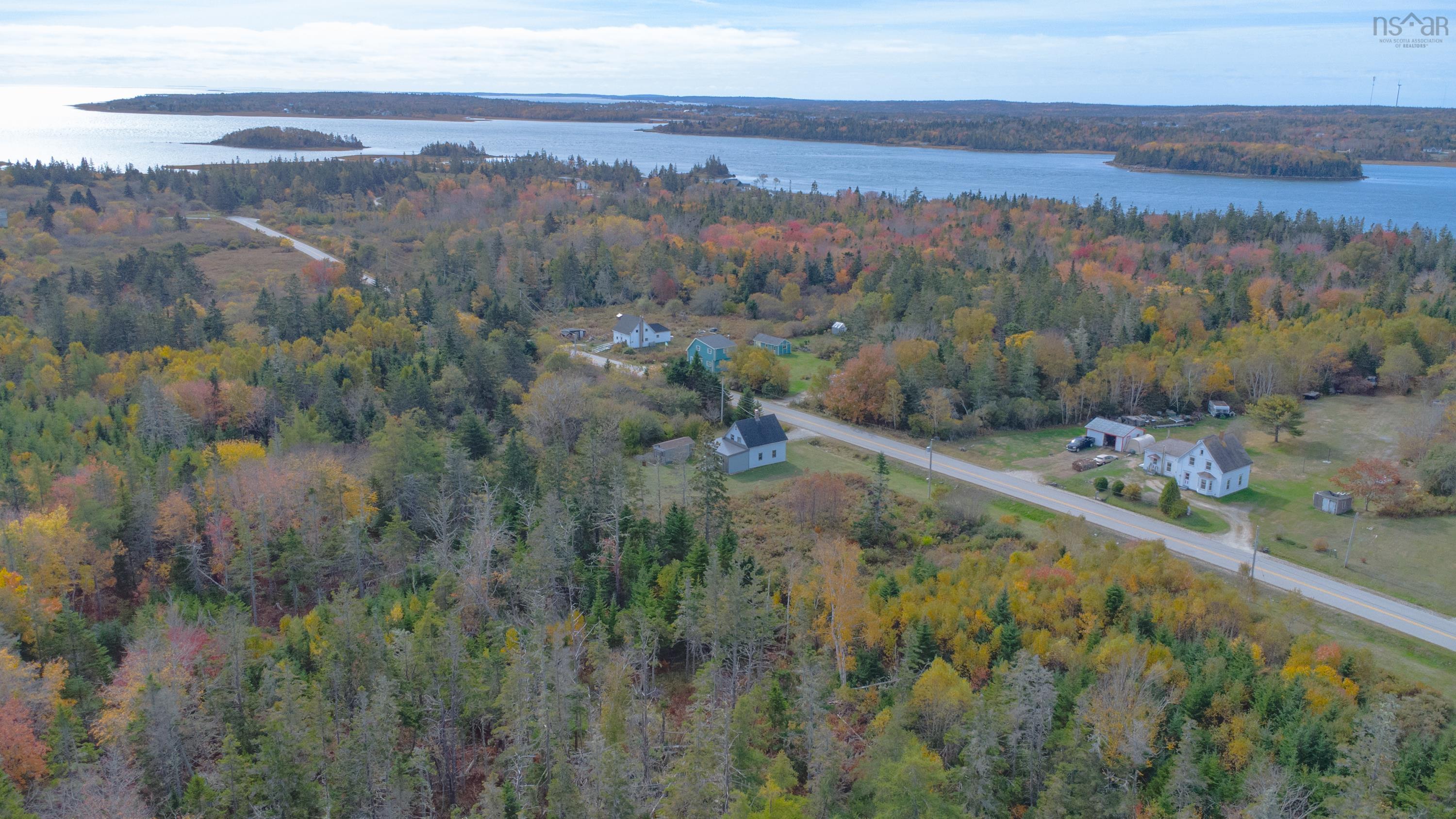 $218,700.00: 371 Chemin Des Ben, Sluice Point