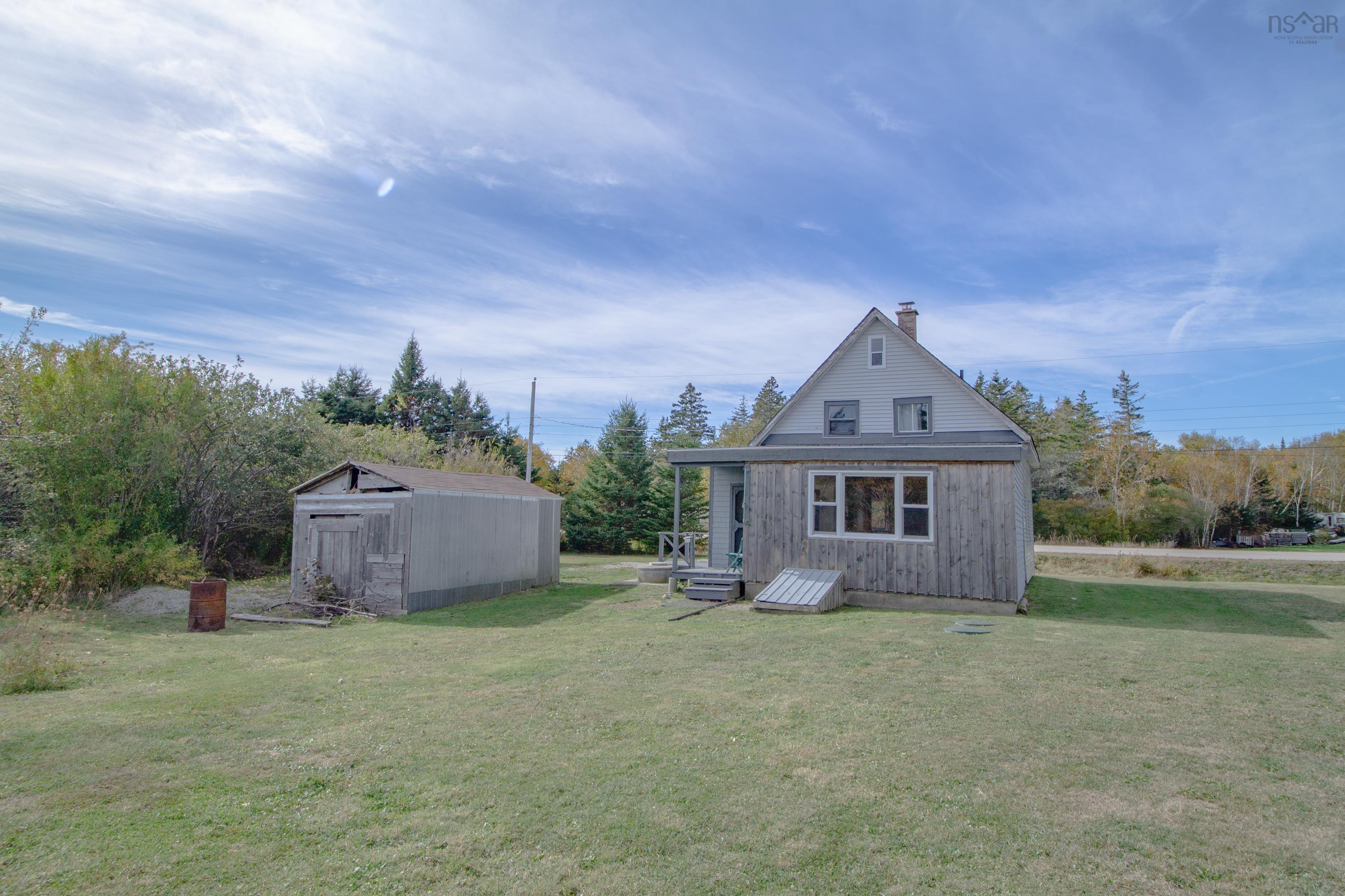 $218,700.00: 371 Chemin Des Ben, Sluice Point