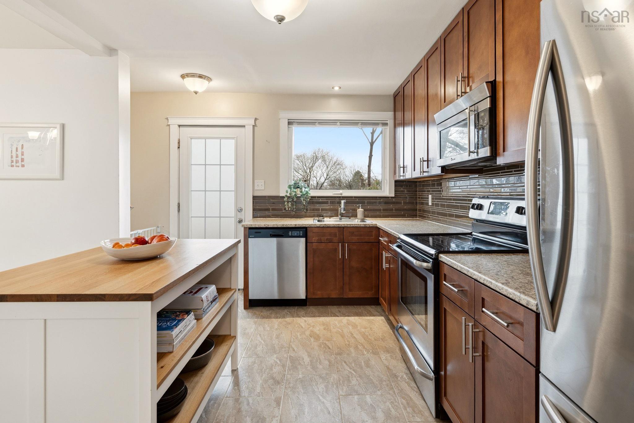 11 Ernest Avenue, Dartmouth, NS (MLS 202606131)