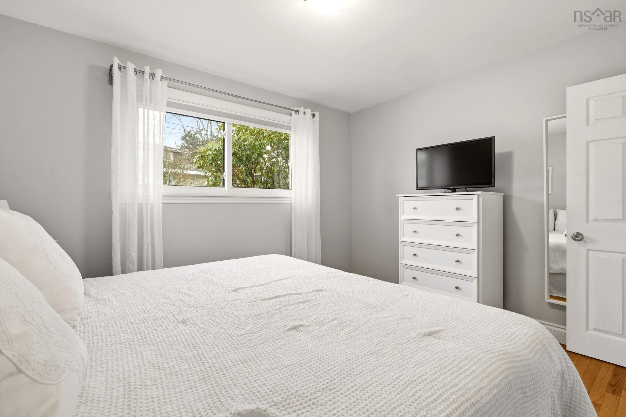 11 Ernest Avenue, Dartmouth, NS (MLS 202606131)