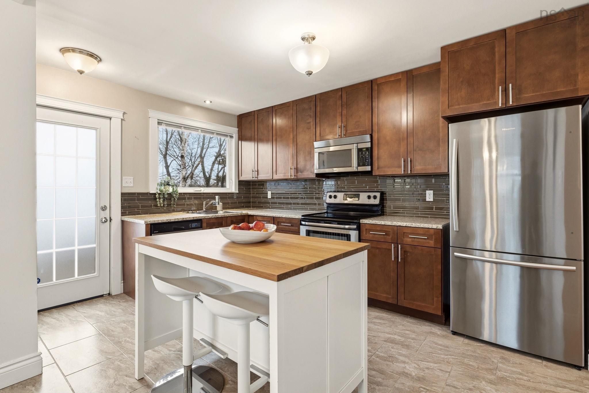 11 Ernest Avenue, Dartmouth, NS (MLS 202606131)