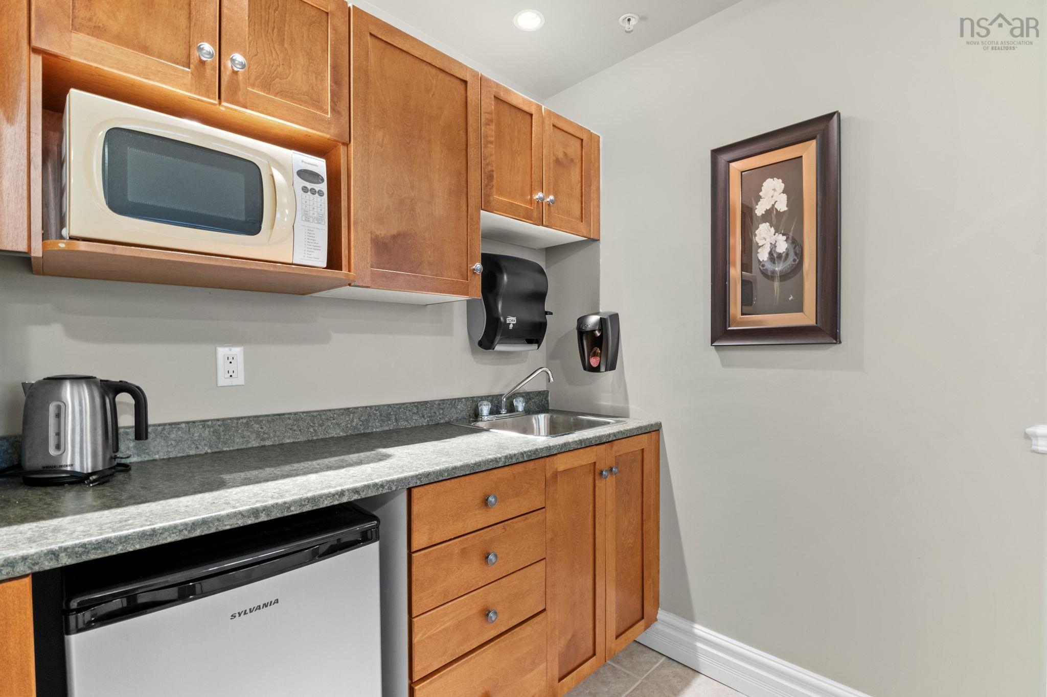 401 277 Rutledge Street, Bedford, NS (MLS 202606139)