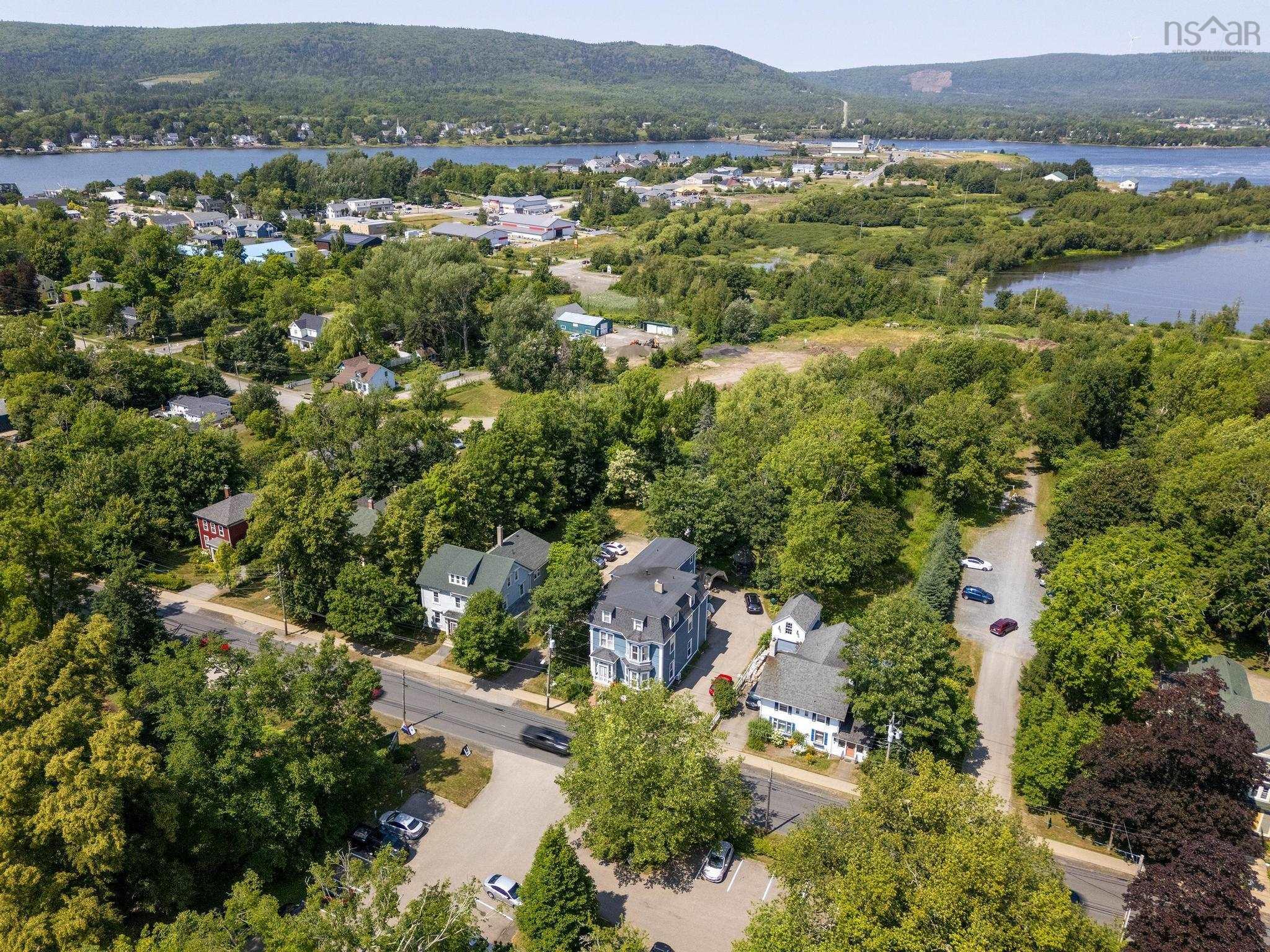 $865,000.00: 446 St George Street, Annapolis Royal
