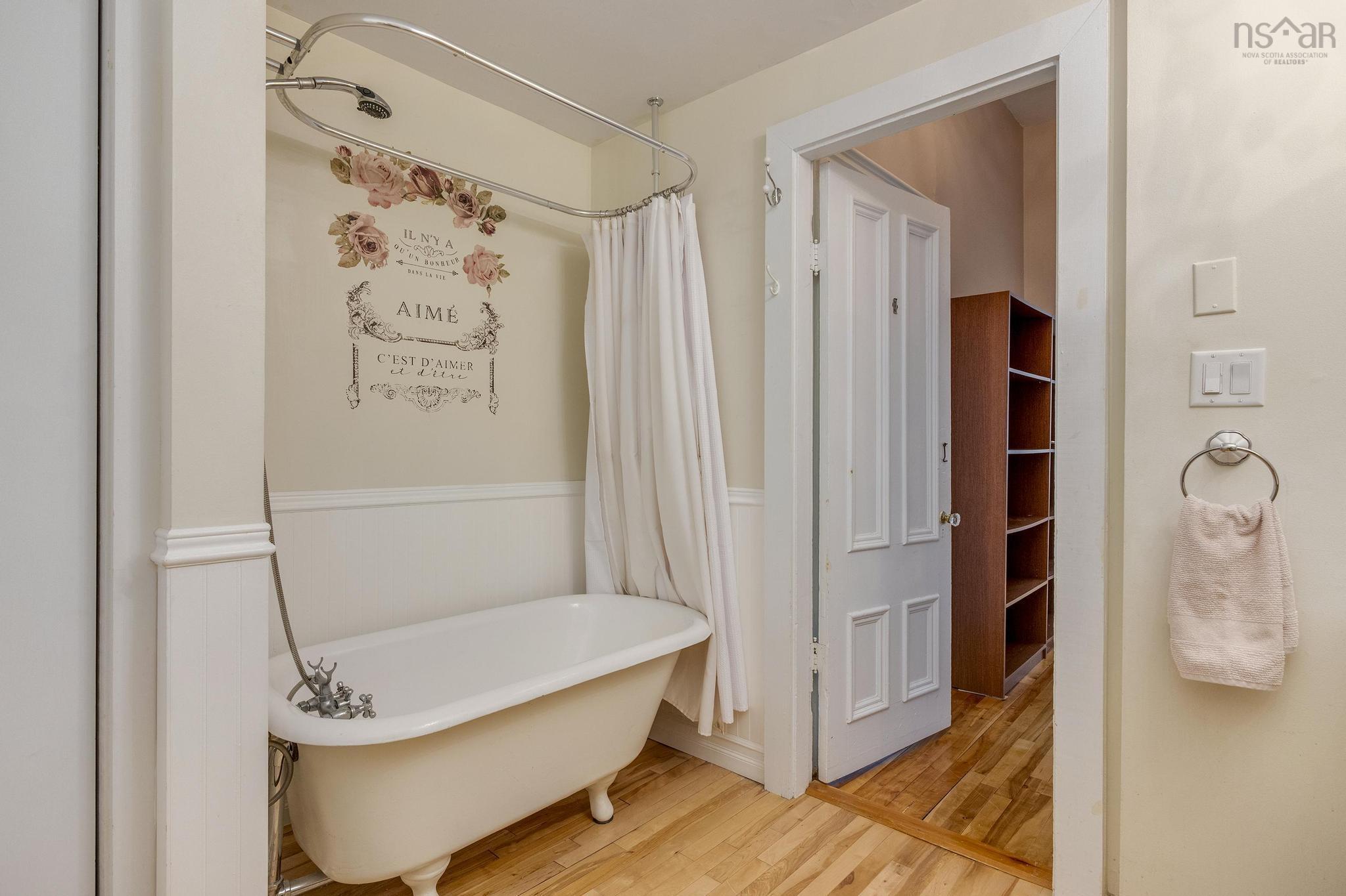 $865,000.00: 446 St George Street, Annapolis Royal