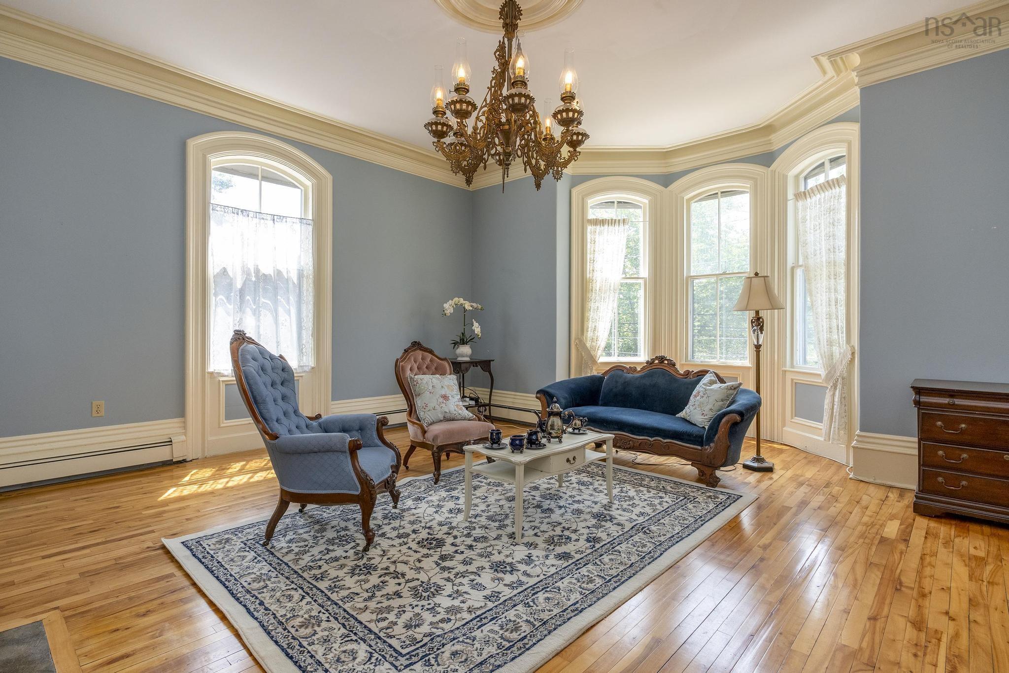 $865,000.00: 446 St George Street, Annapolis Royal
