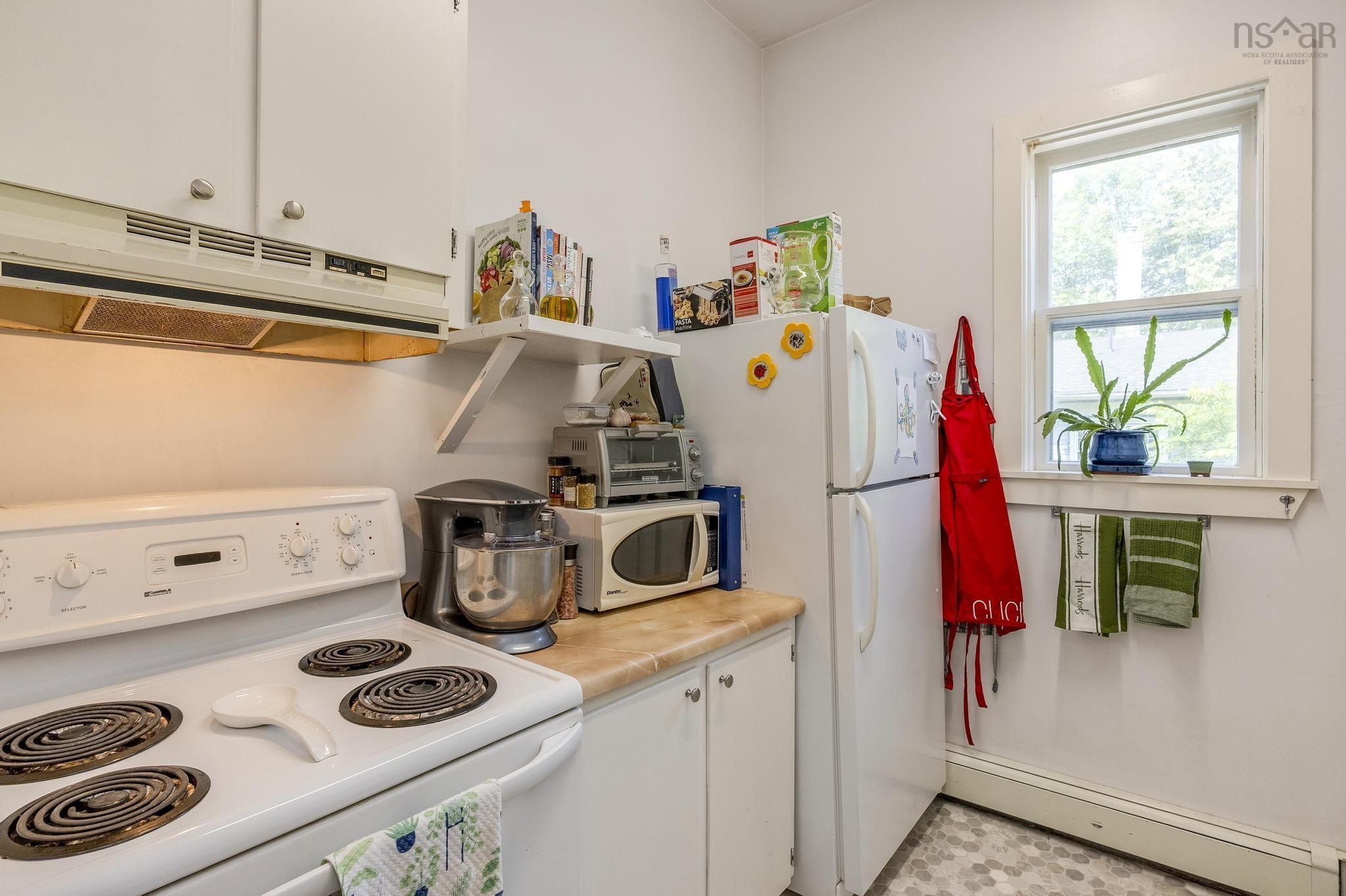 $865,000.00: 446 St George Street, Annapolis Royal
