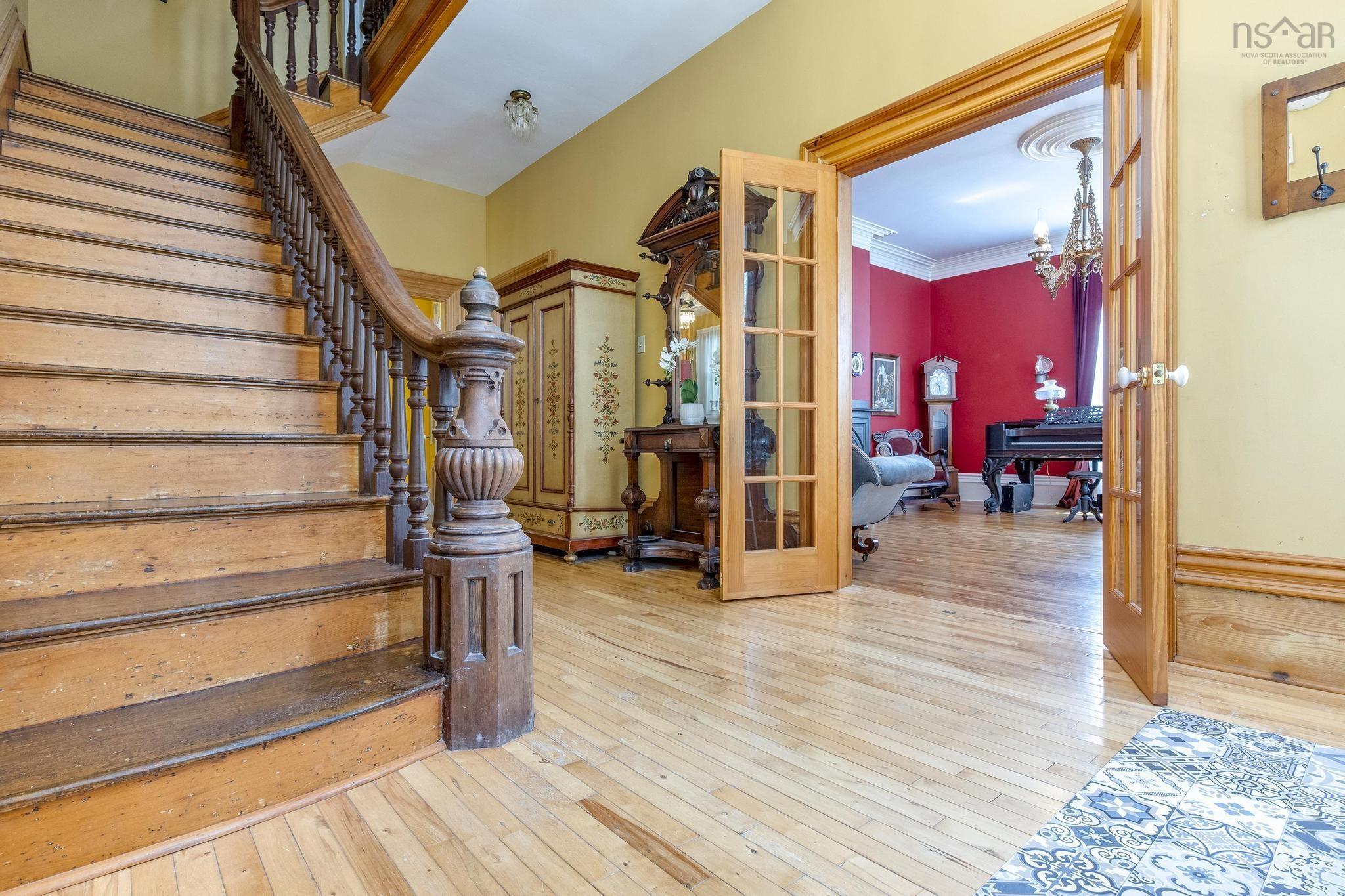 $865,000.00: 446 St George Street, Annapolis Royal