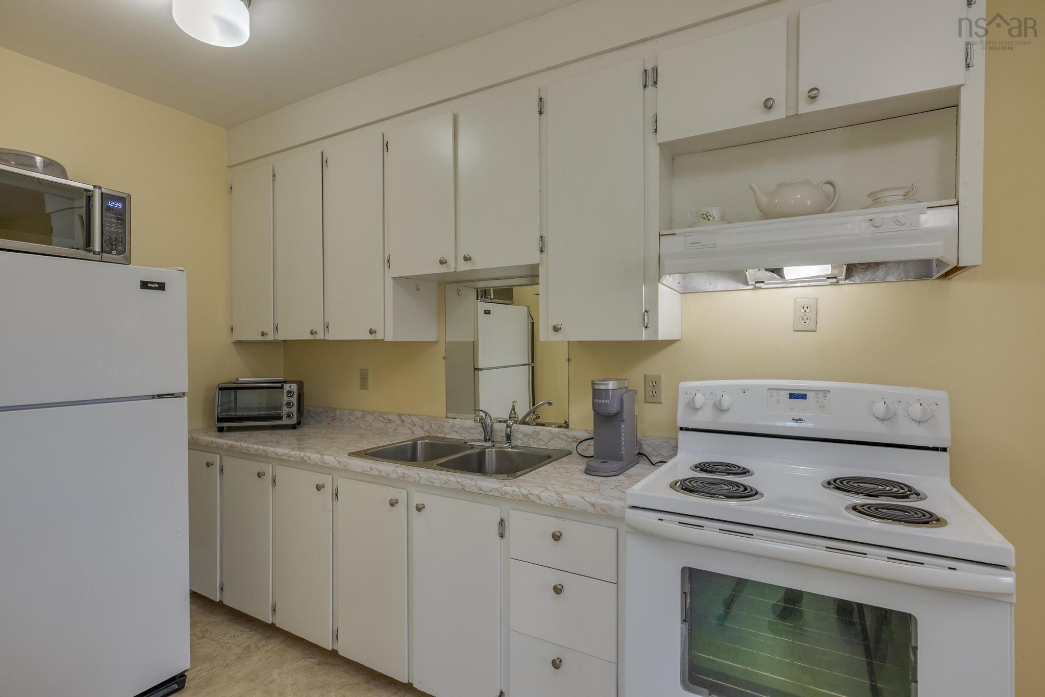 $865,000.00: 446 St George Street, Annapolis Royal