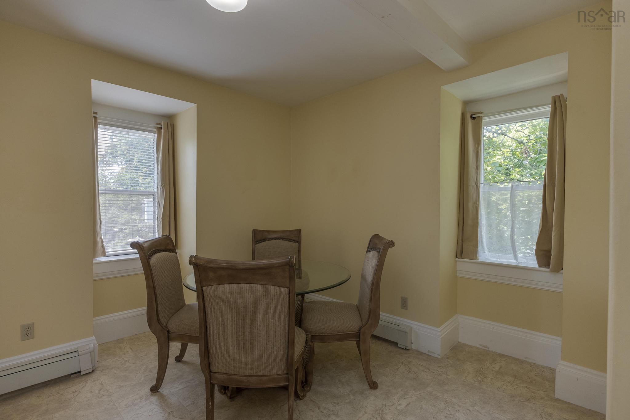 $865,000.00: 446 St George Street, Annapolis Royal