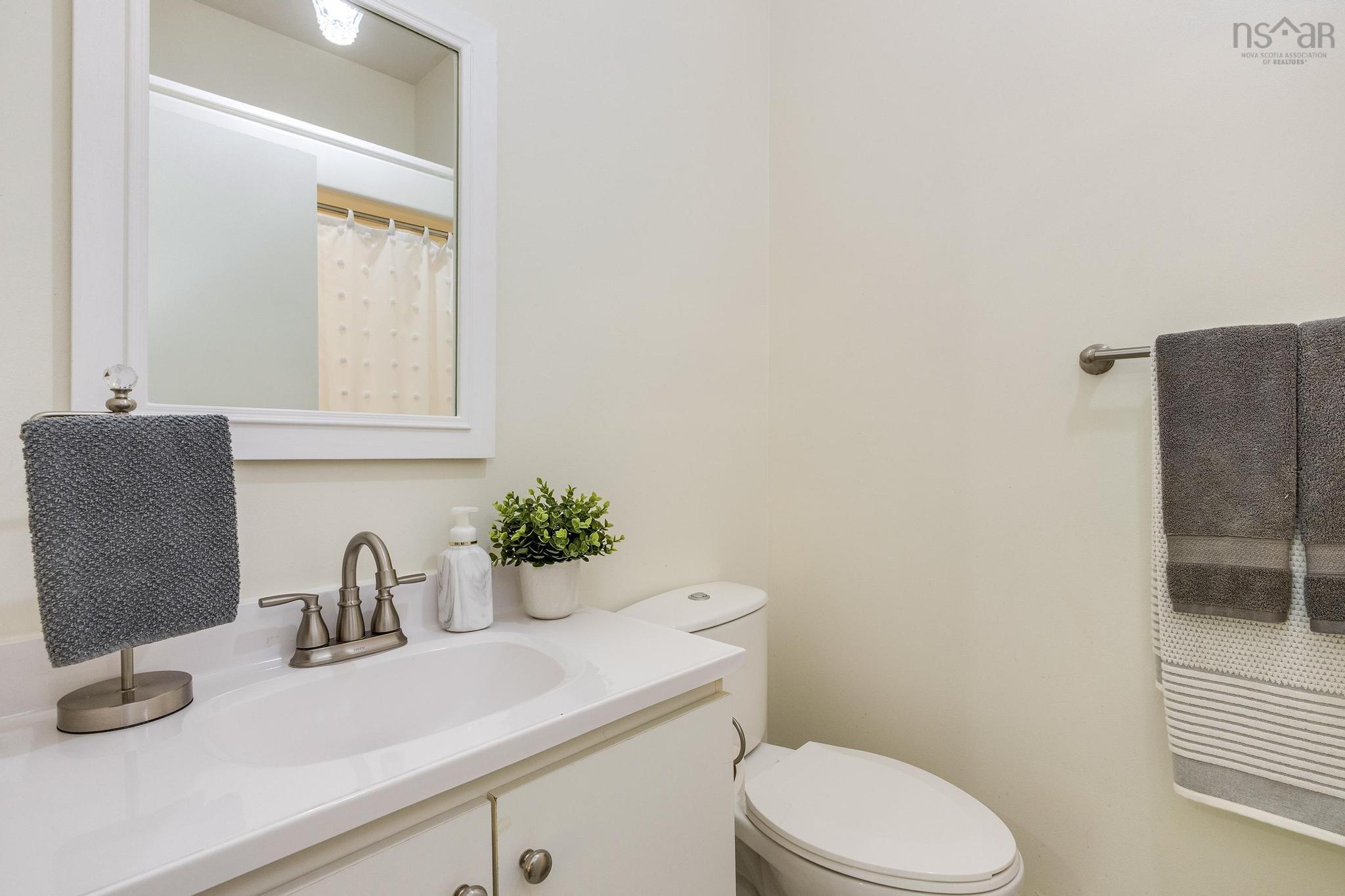 $865,000.00: 446 St George Street, Annapolis Royal