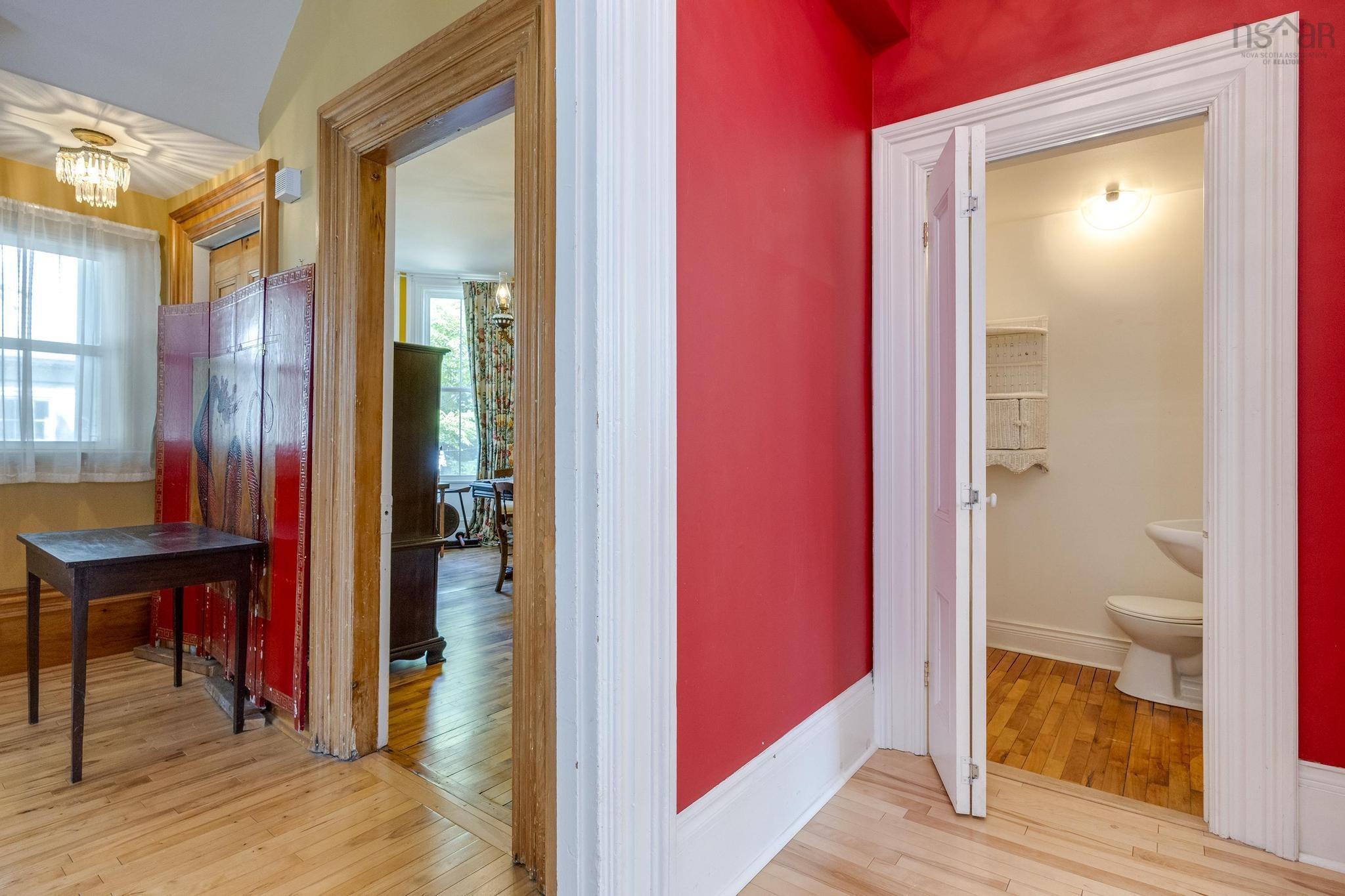 $865,000.00: 446 St George Street, Annapolis Royal