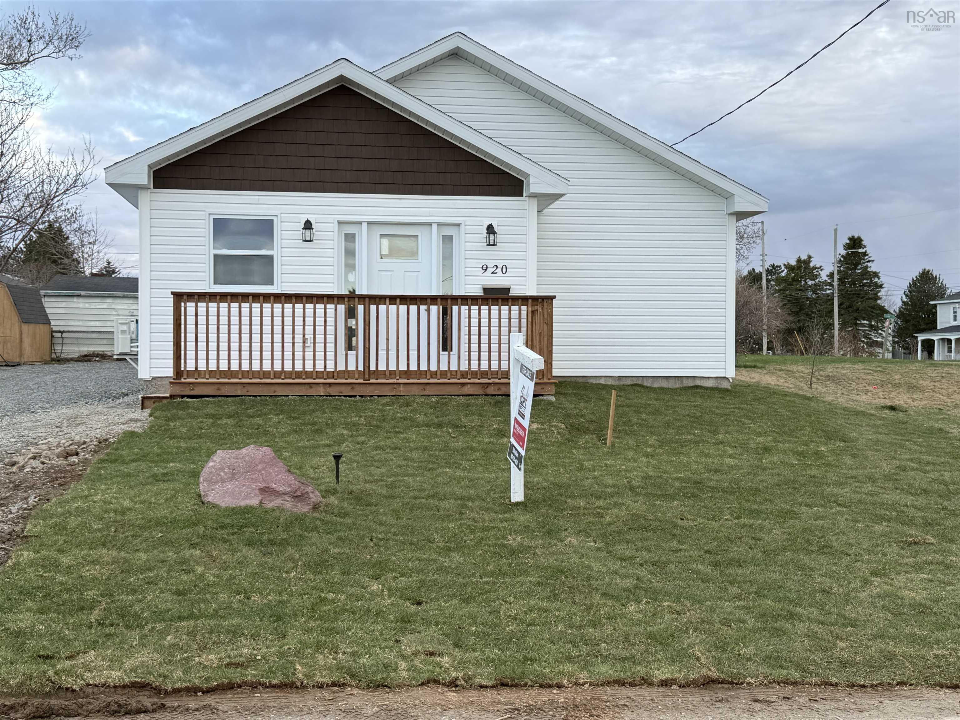 $259,900.00: 920 May Street, New Waterford