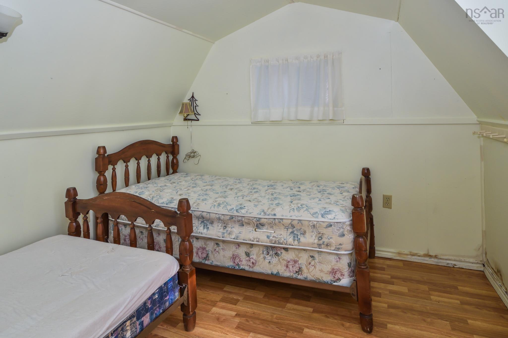$449,000.00: 539 Canoe Island Road, Middle New Cornwall