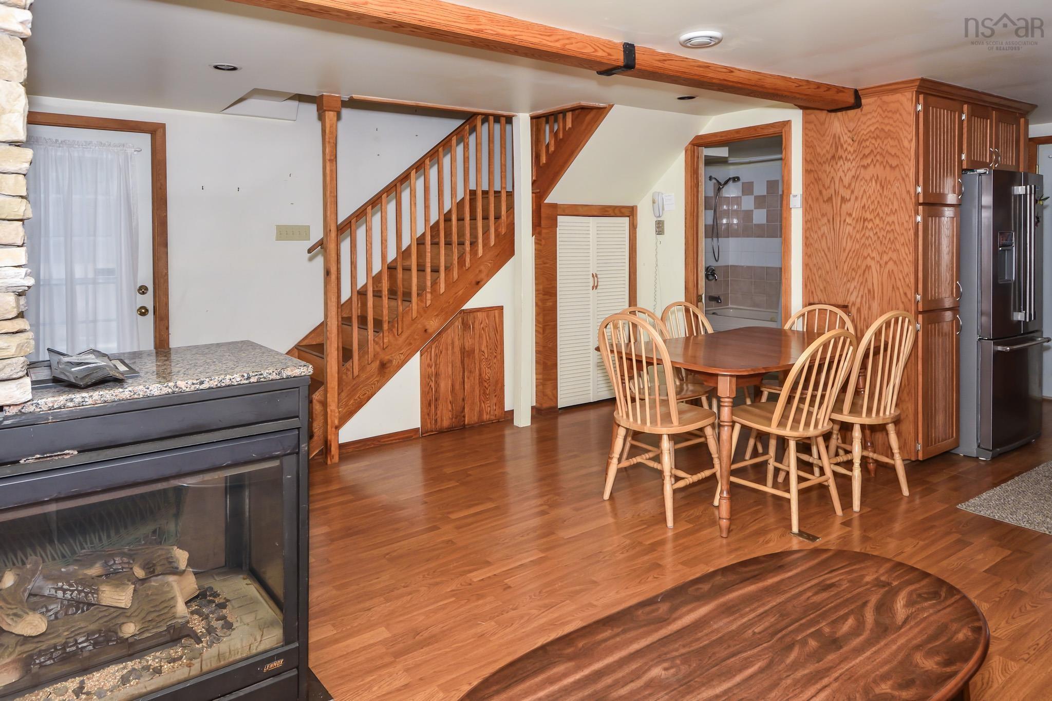 $449,000.00: 539 Canoe Island Road, Middle New Cornwall
