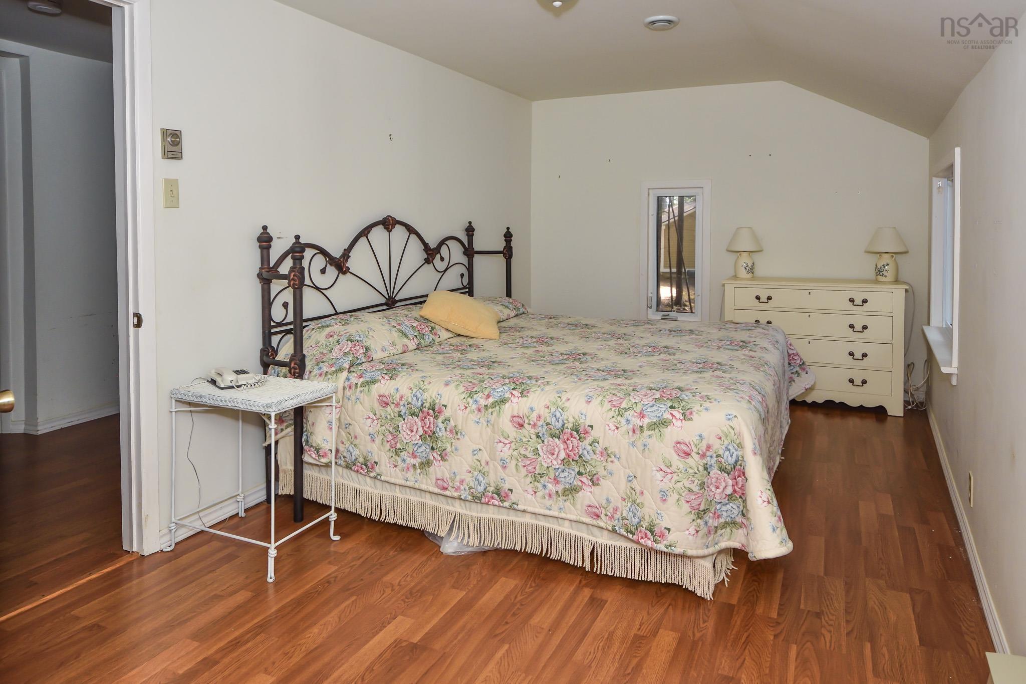 $449,000.00: 539 Canoe Island Road, Middle New Cornwall