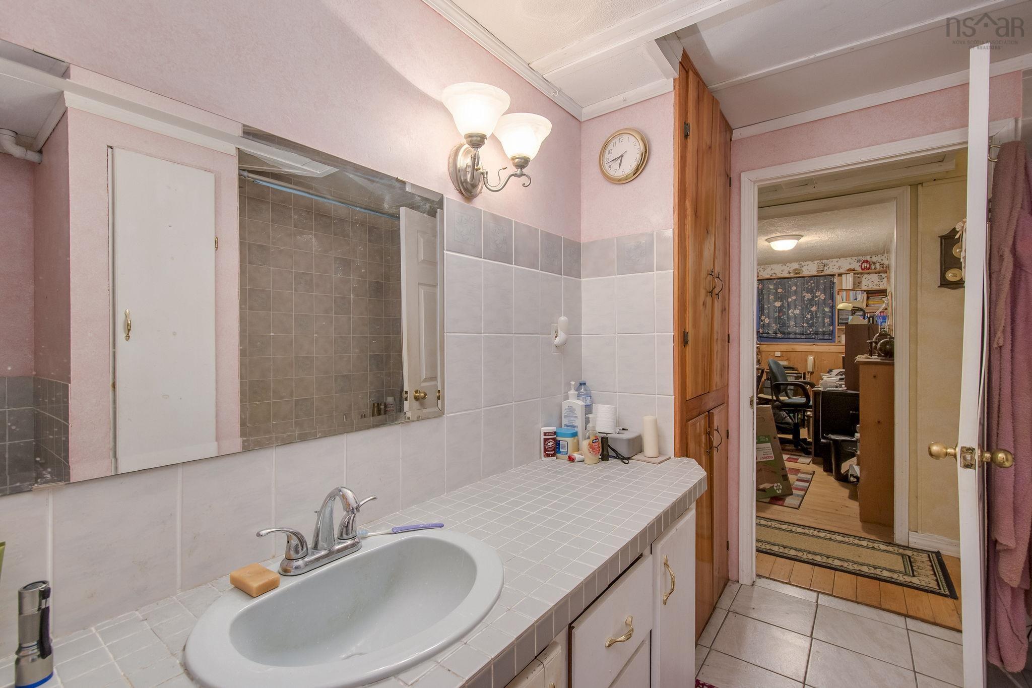 323 Conrads Road, Hubbards, NS (MLS 202606215)