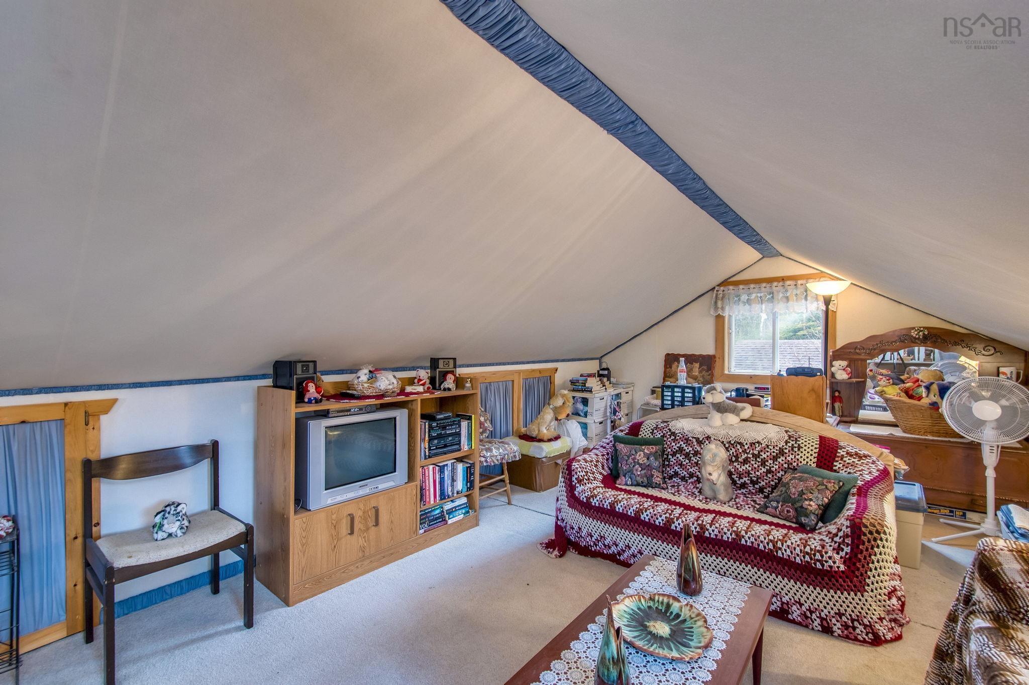 323 Conrads Road, Hubbards, NS (MLS 202606215)