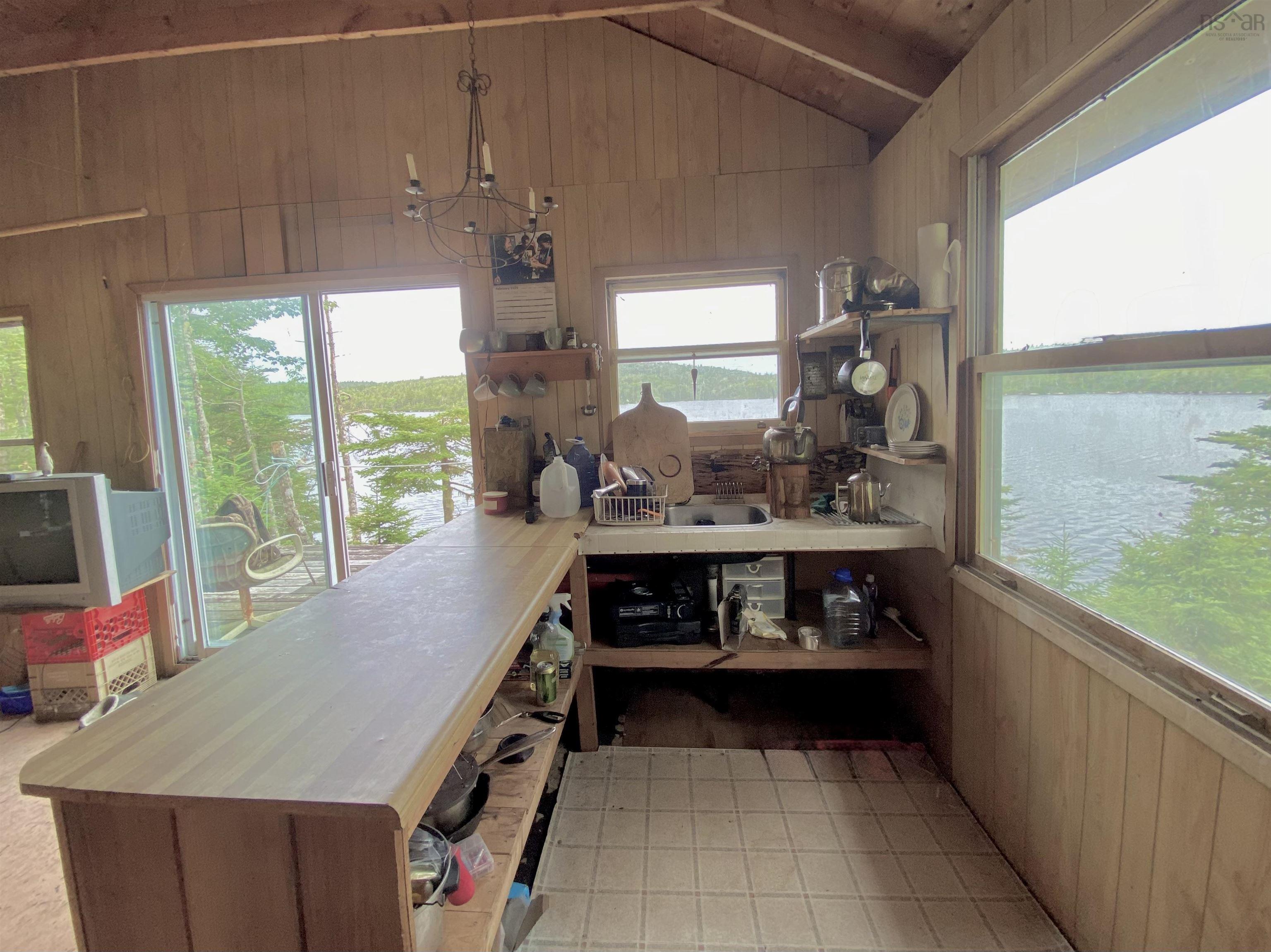 $149,000.00: Little Lake, Upper Lakeville