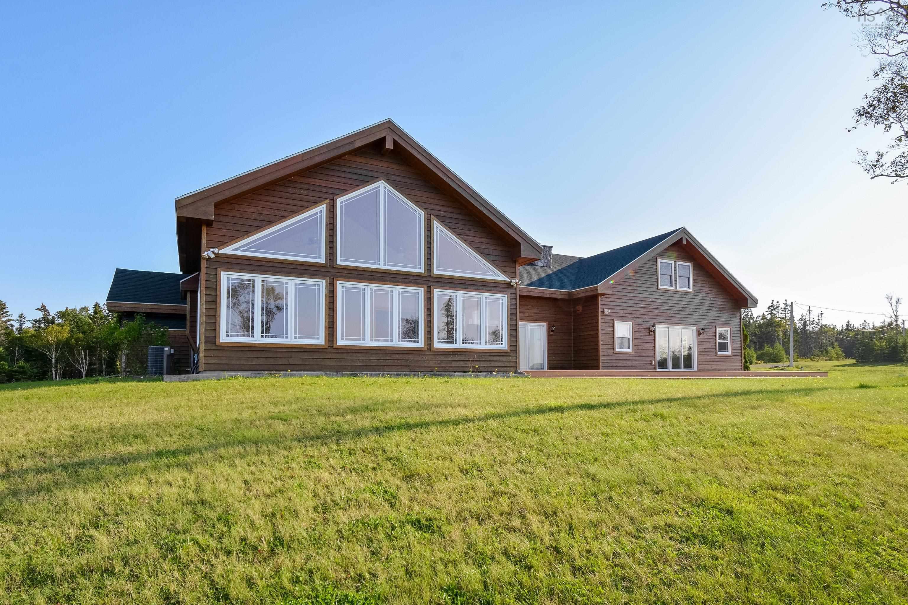 $1,450,000.00: 485&489 Maple Drive, Cape George
