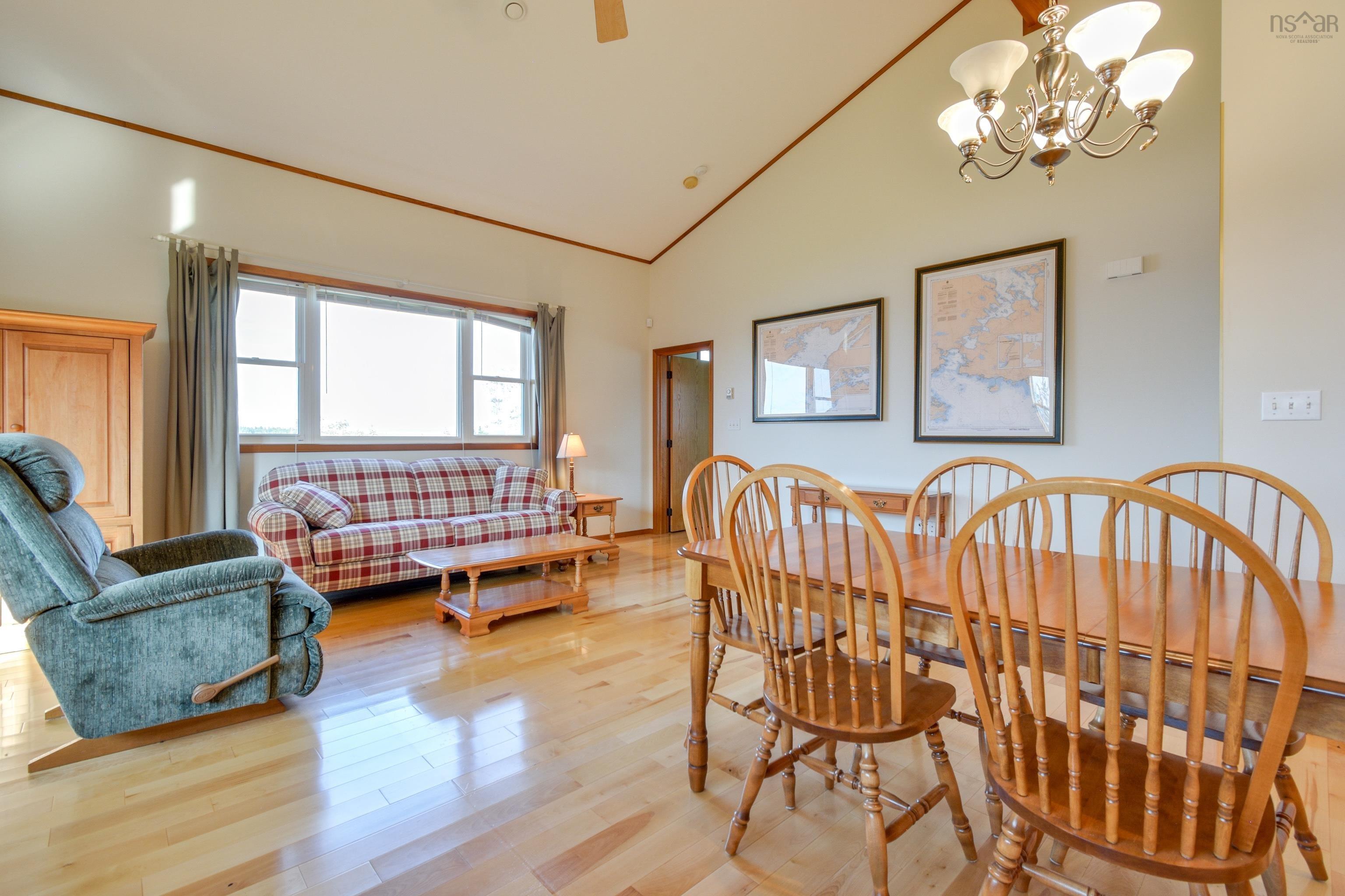 $1,450,000.00: 485&489 Maple Drive, Cape George