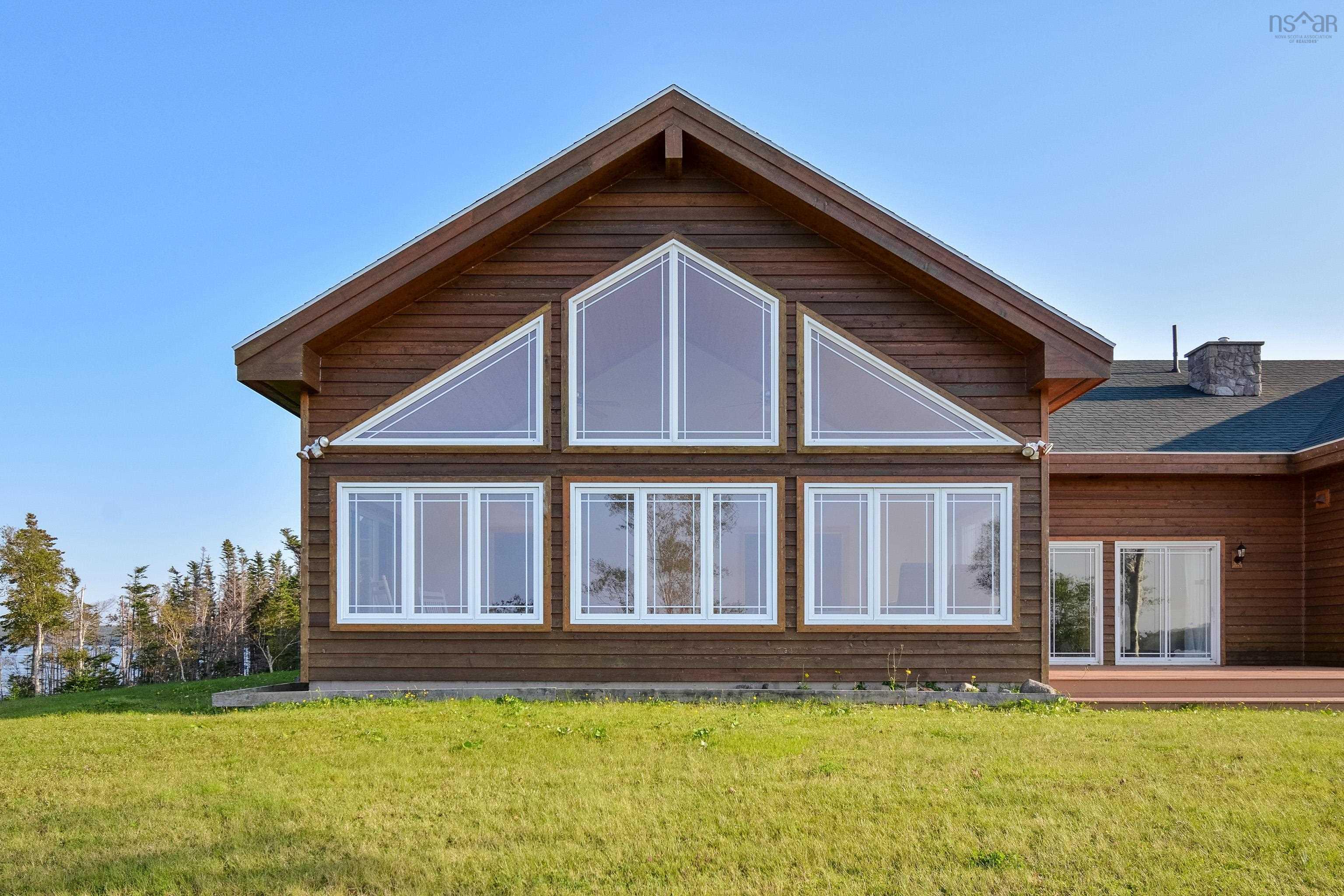 $1,450,000.00: 485&489 Maple Drive, Cape George